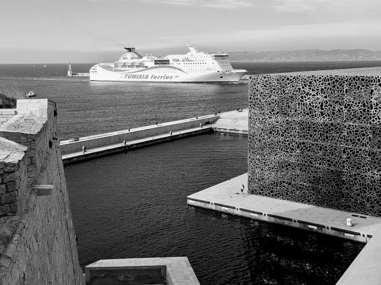 Appartement Terrasse Vue Mer&quartier Historique Vieux Port Marseille