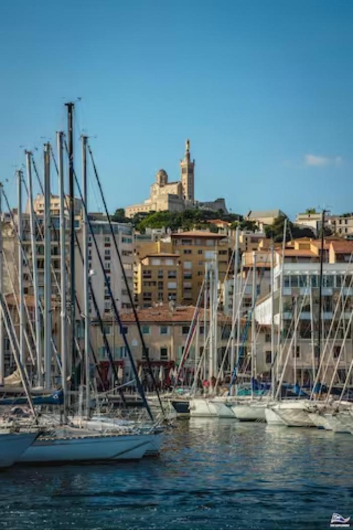 Vieux Port Panier 1827 *