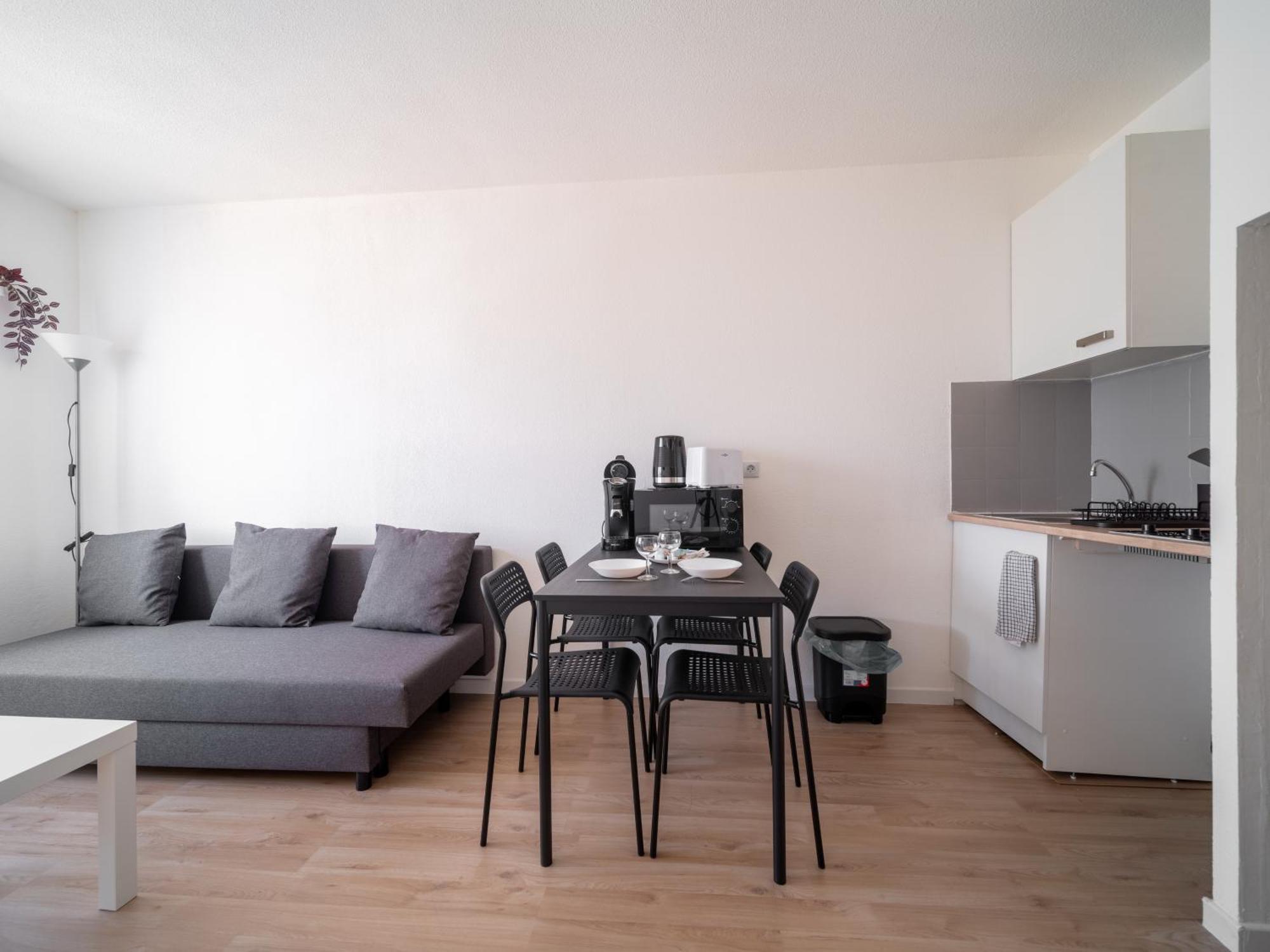 Tout Equipe A 6 Minutes De La Gare St Charles Appartement