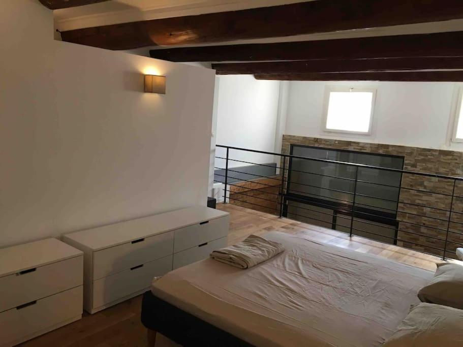 Appartement Flc -notre-dame 5 Min, Luxurious Loft 4 Rooms, 8 Guests-