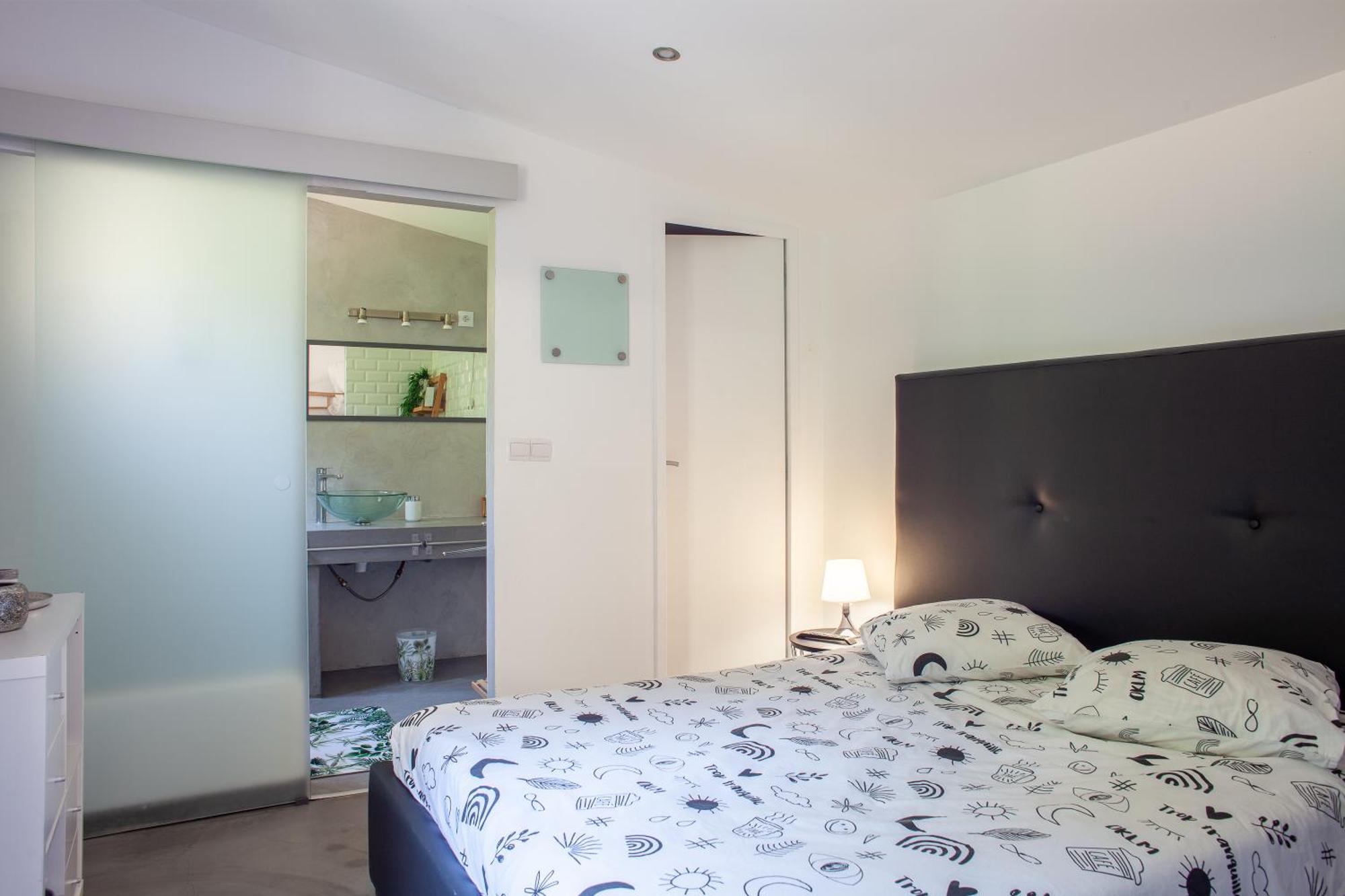 T2 Dans Les Pins Apartment *