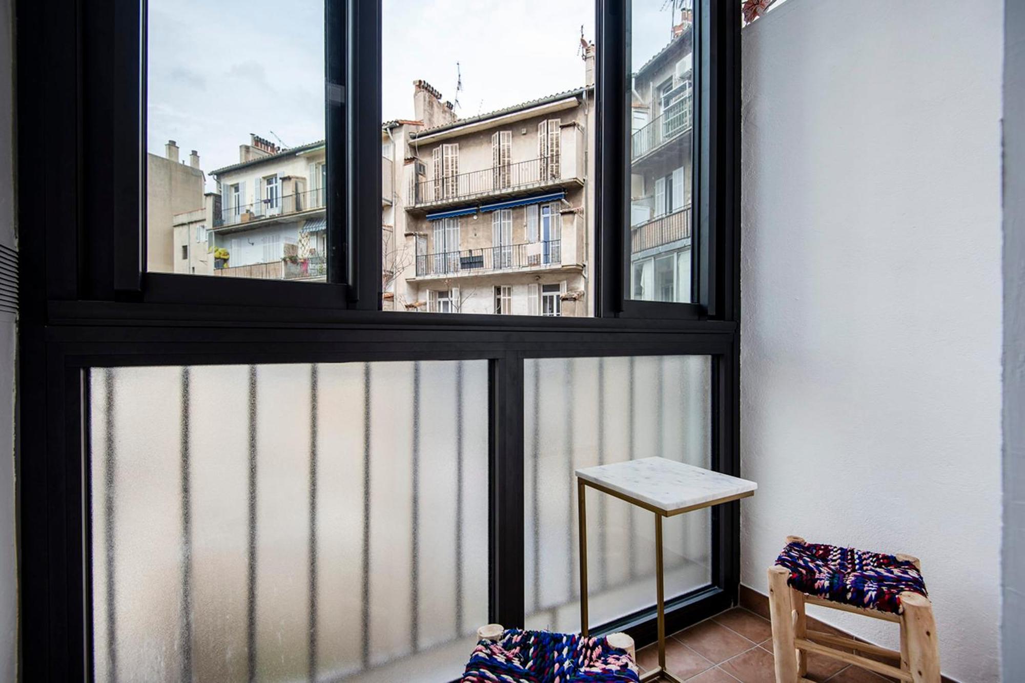 Apartment Spacious In The Heart Of Marseille