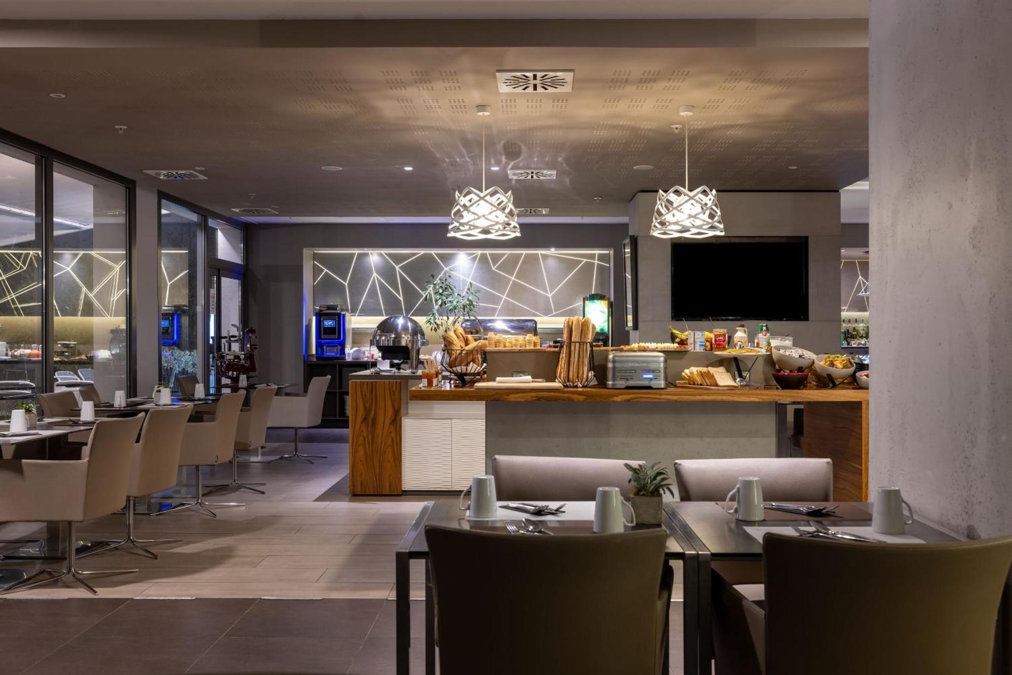 Ac By Marriott Prado Velodrome Marseille