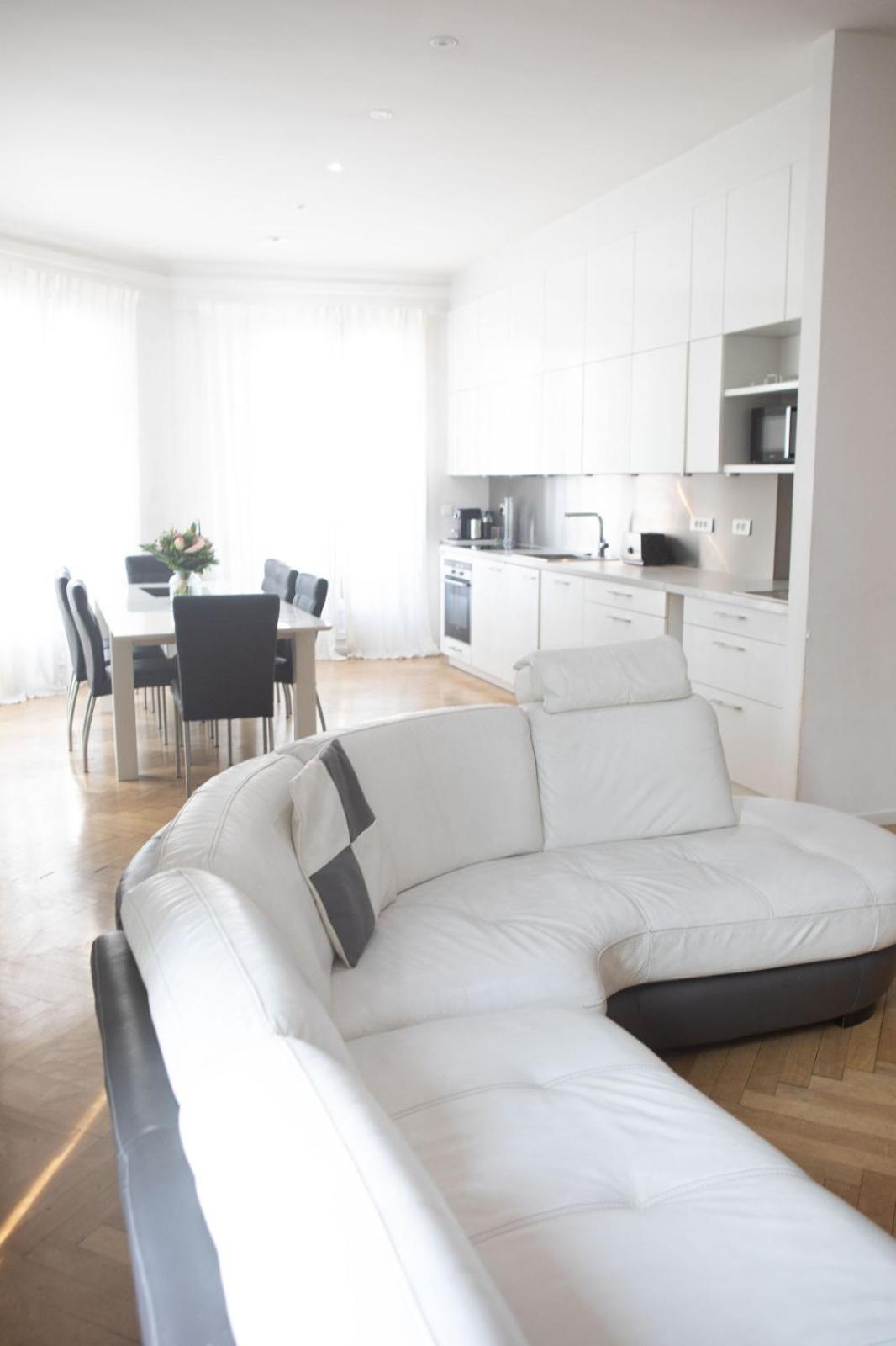 Luminous Golden Quarter Appartement *