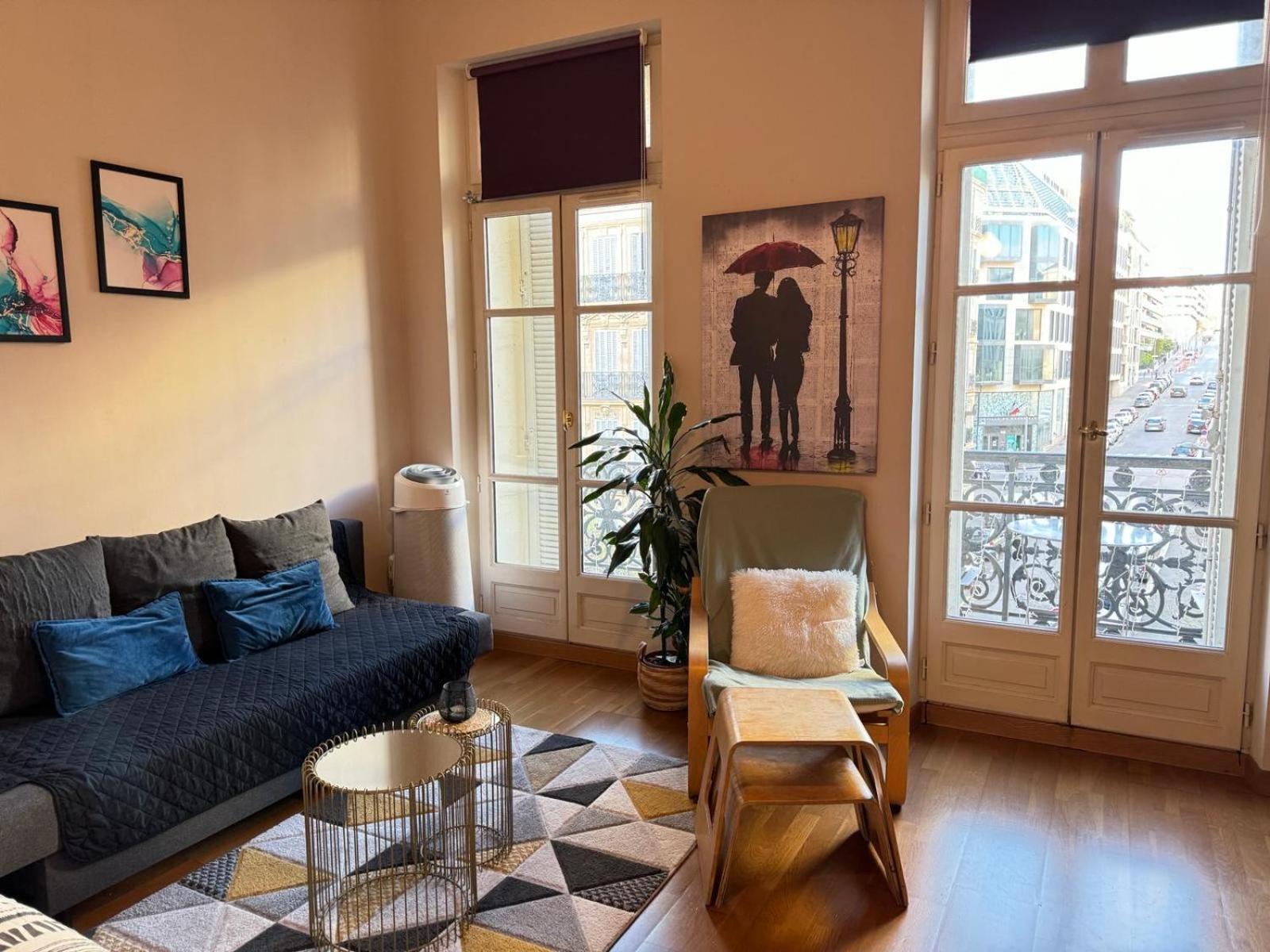Apartment Appartemment Rue De La Republique, Joli Et Moderne Au Coeur Du Centre Marseilles