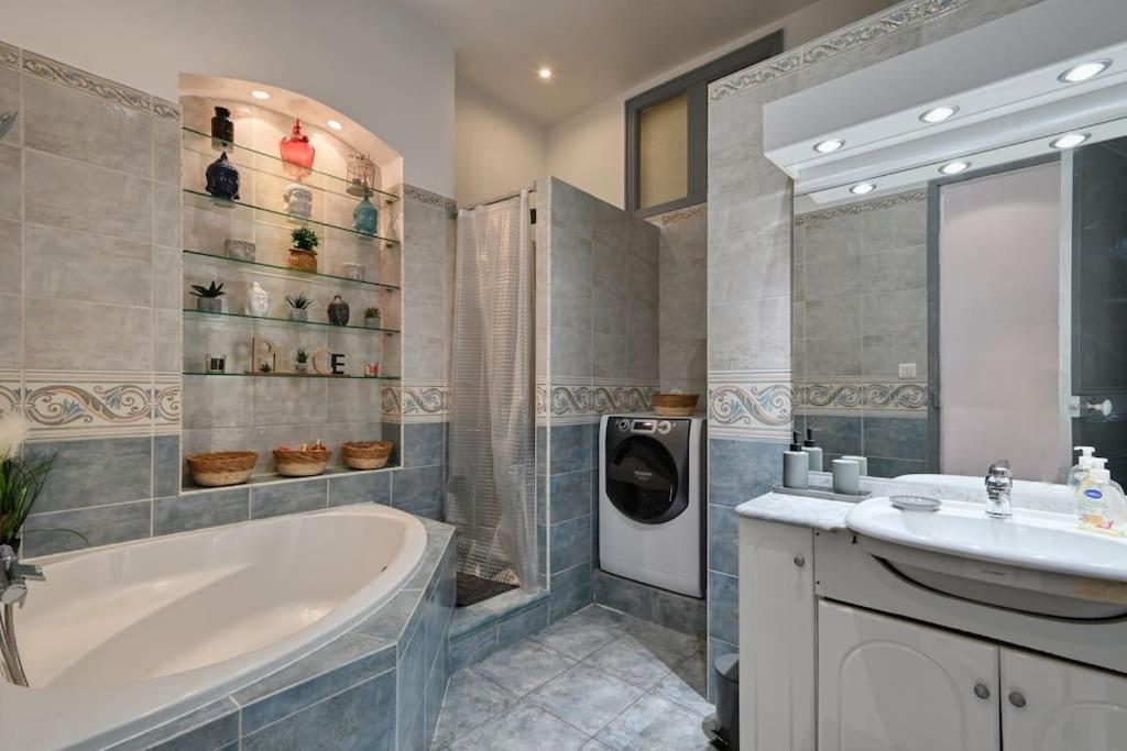 Spacieux Et Elegant A Chave Centre Marseille