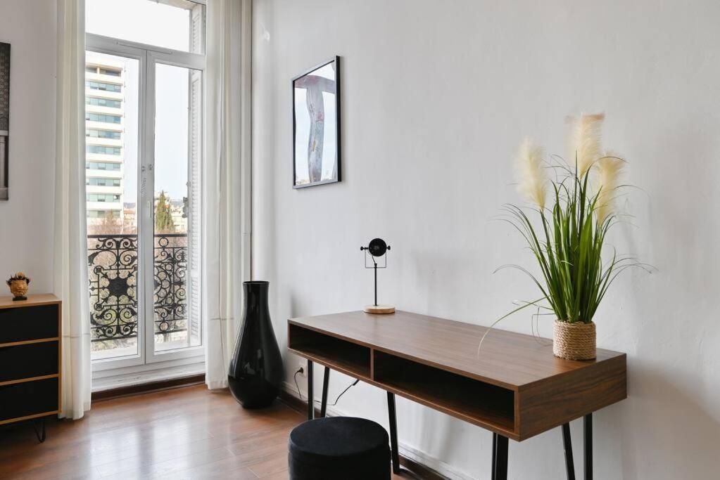 Appartement Spacieux Et Elegant A Chave Centre *