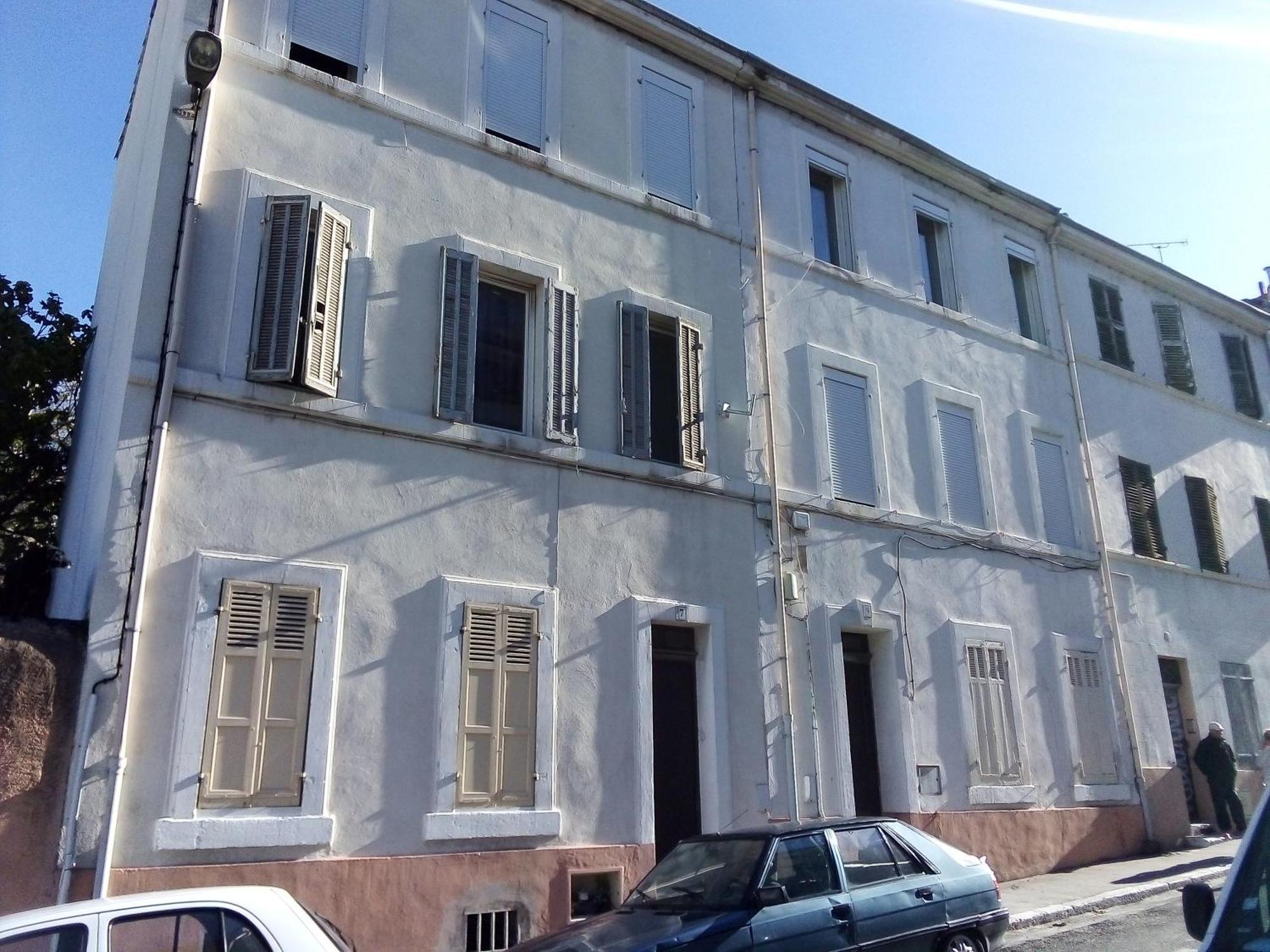 Bienvenus A These - Appartement Marseille