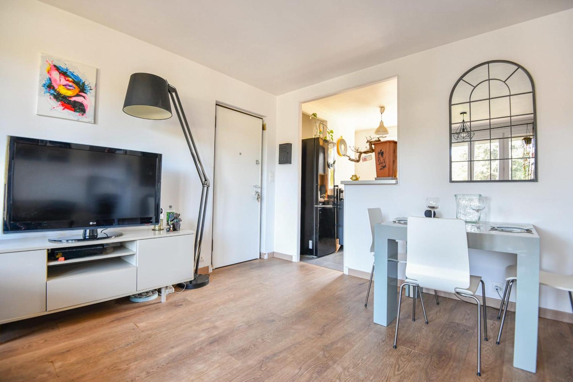 Appartement Bel Avec Balcon Et Clim Pres Des Calanques Marseille