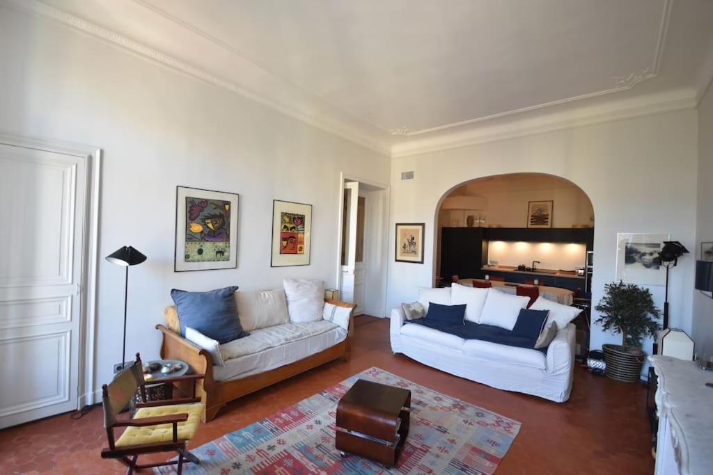 Coeur Longchamp, Grand Haussmannien Apartment *