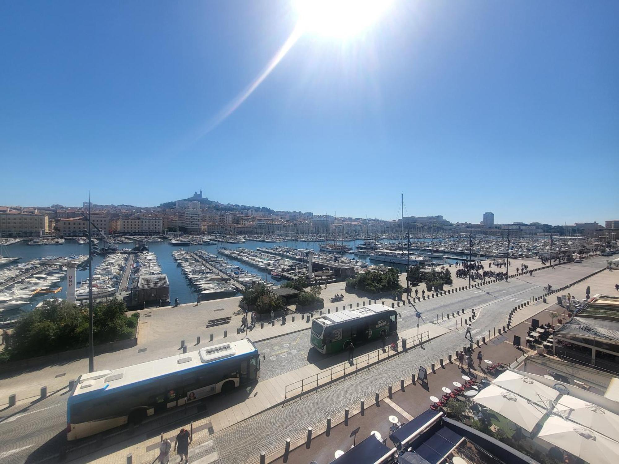 Superbe Appartement, Vue Notre Dame De La Garde, Vieux Port Appartement Marseille
