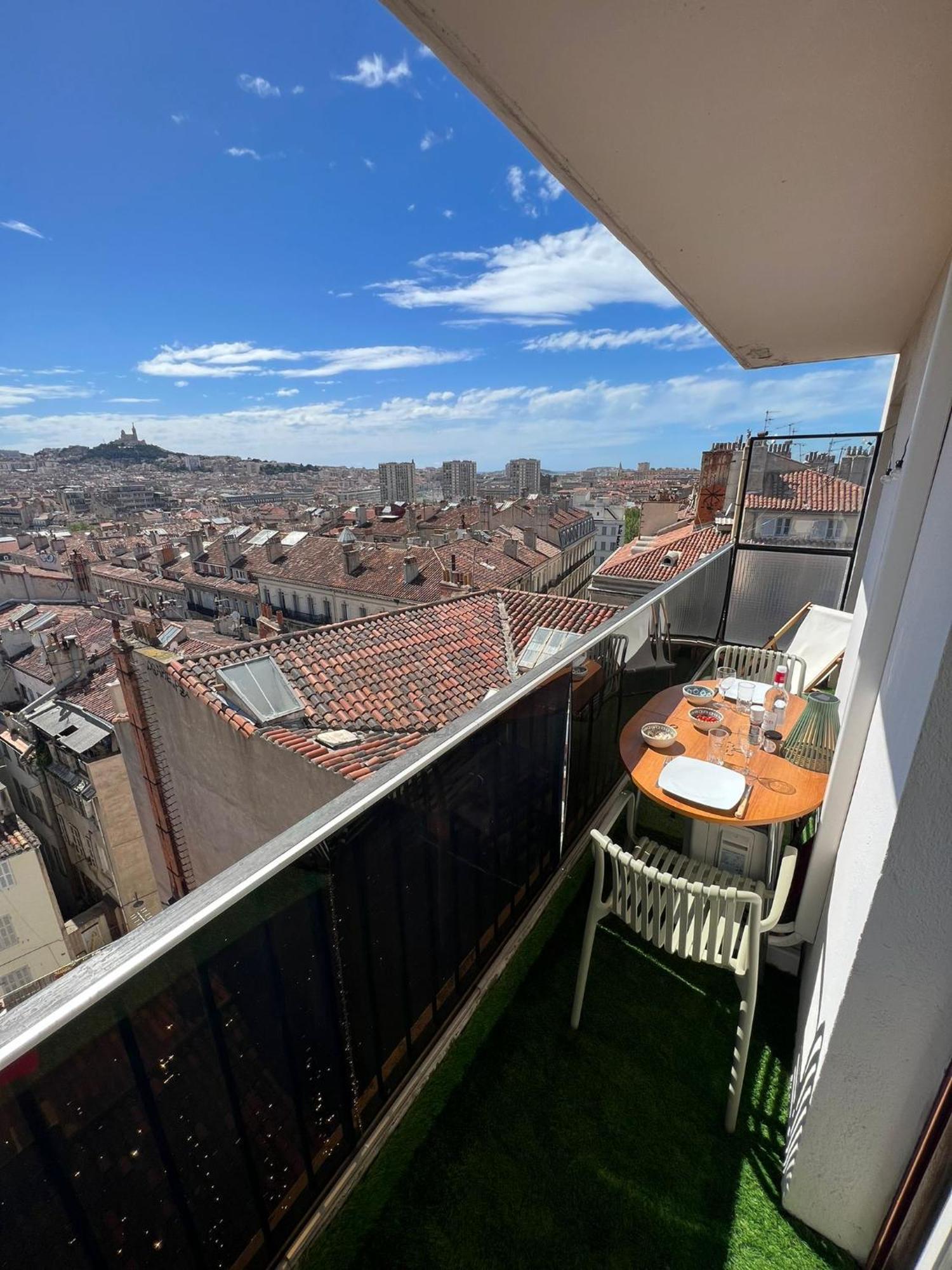 Apartment Les Toits De Marseilles