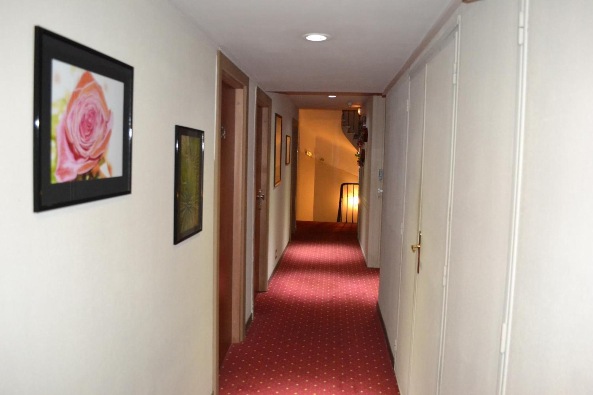 Hotel Saint Ferreol Marseilles