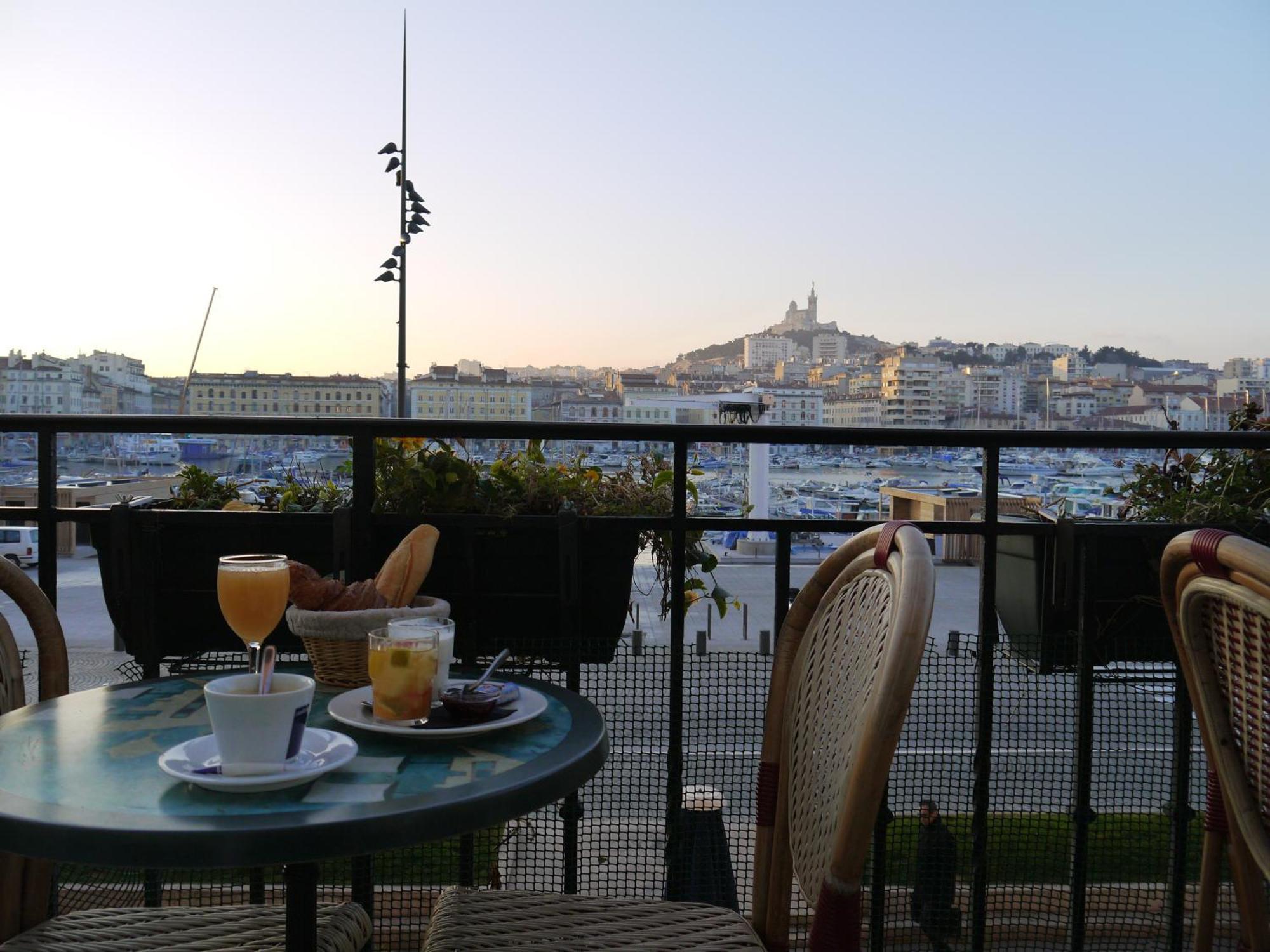 Hotel Belle-vue Vieux-port 3*