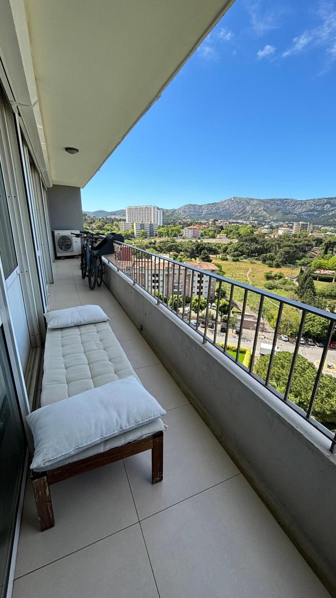 Apartment Vue Sans Vis-a-vis Marseilles