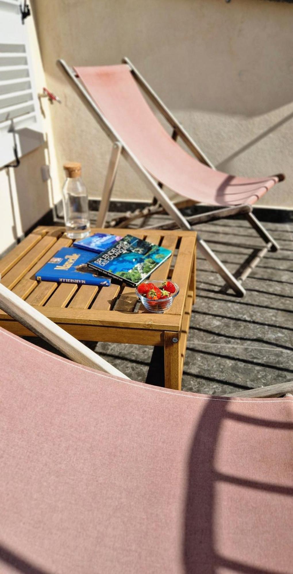 Terrasse - Hyper Centre - 2 - Parking Gratuit - Calme & Lumineux - Arrivee Autonome Marseilles