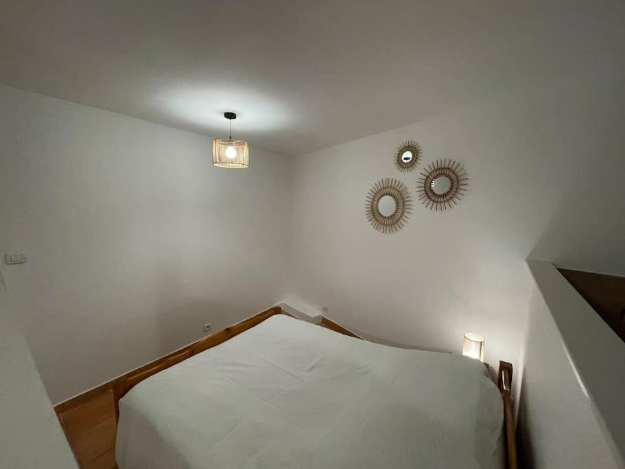Maisonnette Calme Vue Collines Ferienhaus Marseilles