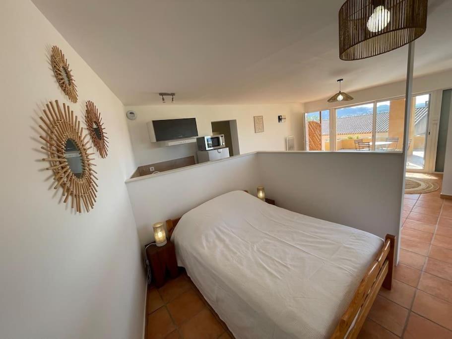 Maisonnette Calme Vue Collines Marseilles