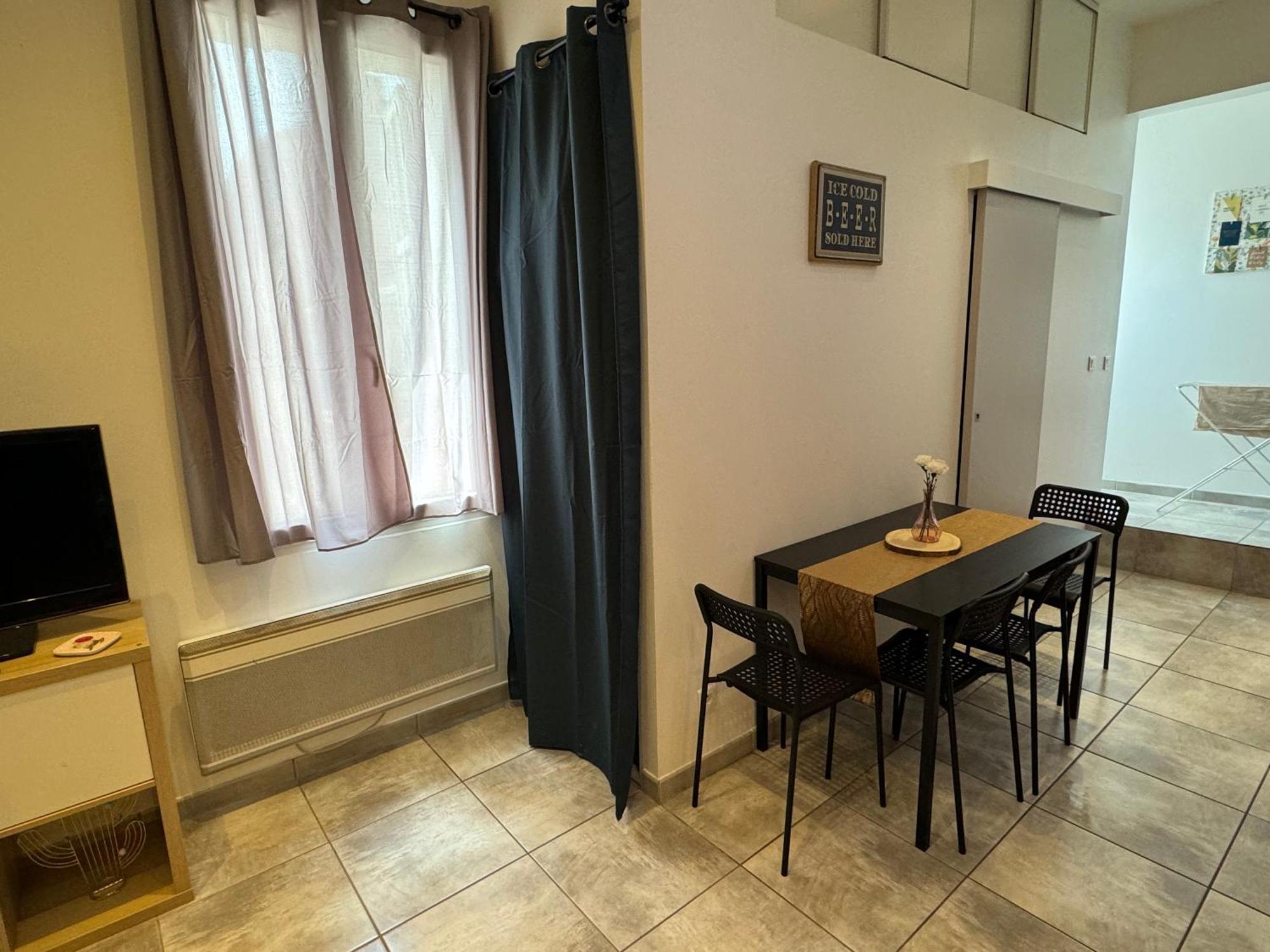 Appartement Studio A Louer Marseille