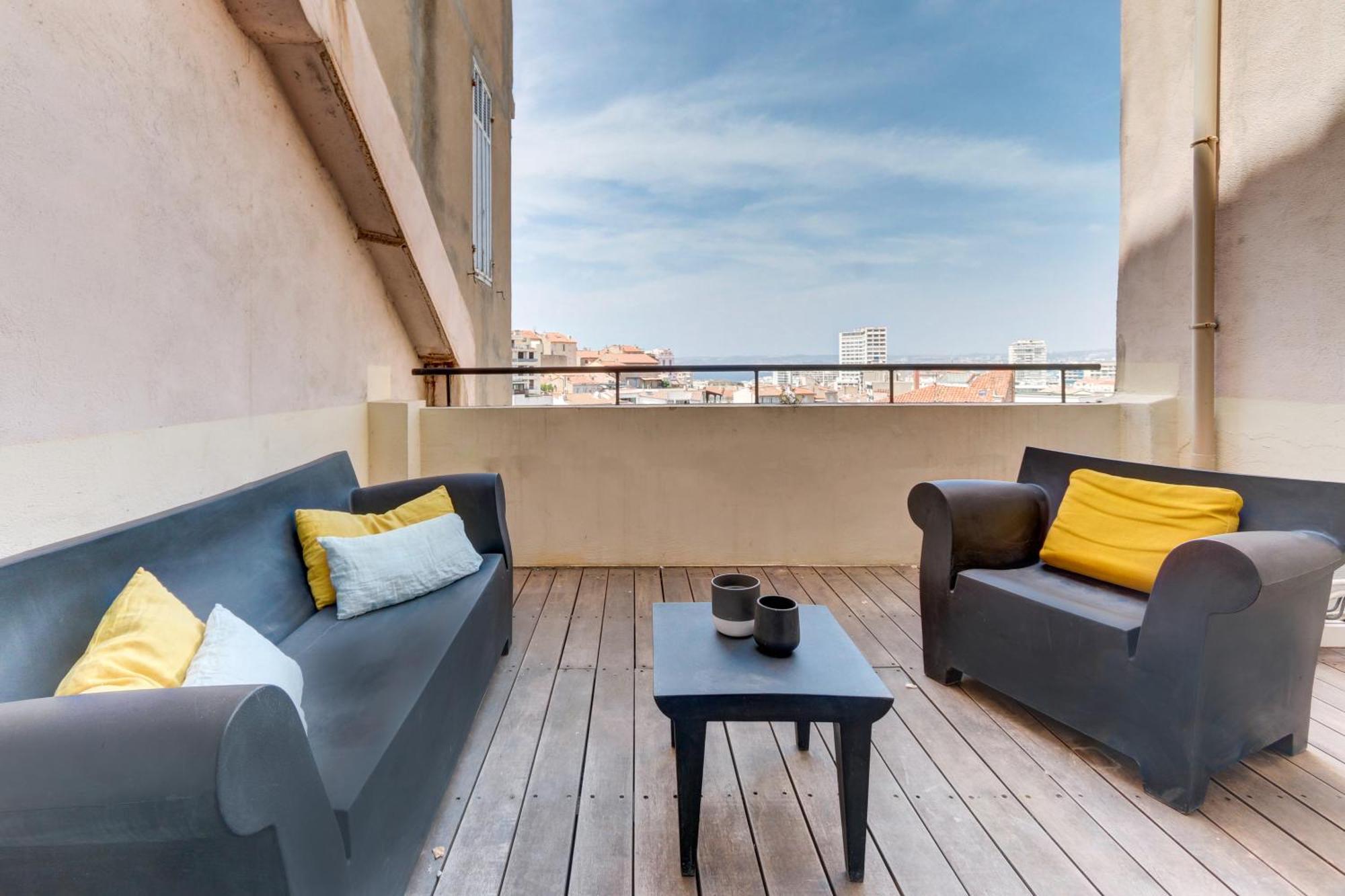 Appartement Magnifique T2 - Superbe Terrasse & Climatisation - Les Freres De La Loc'