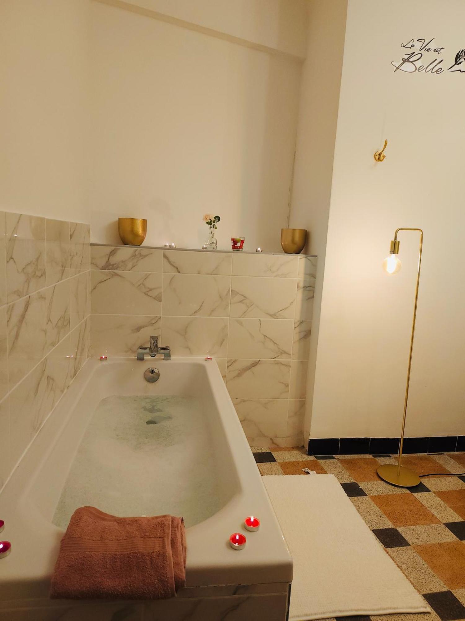 Appartement Sublime 2 Pieces Vue Incroyable Et Les Monuments De *