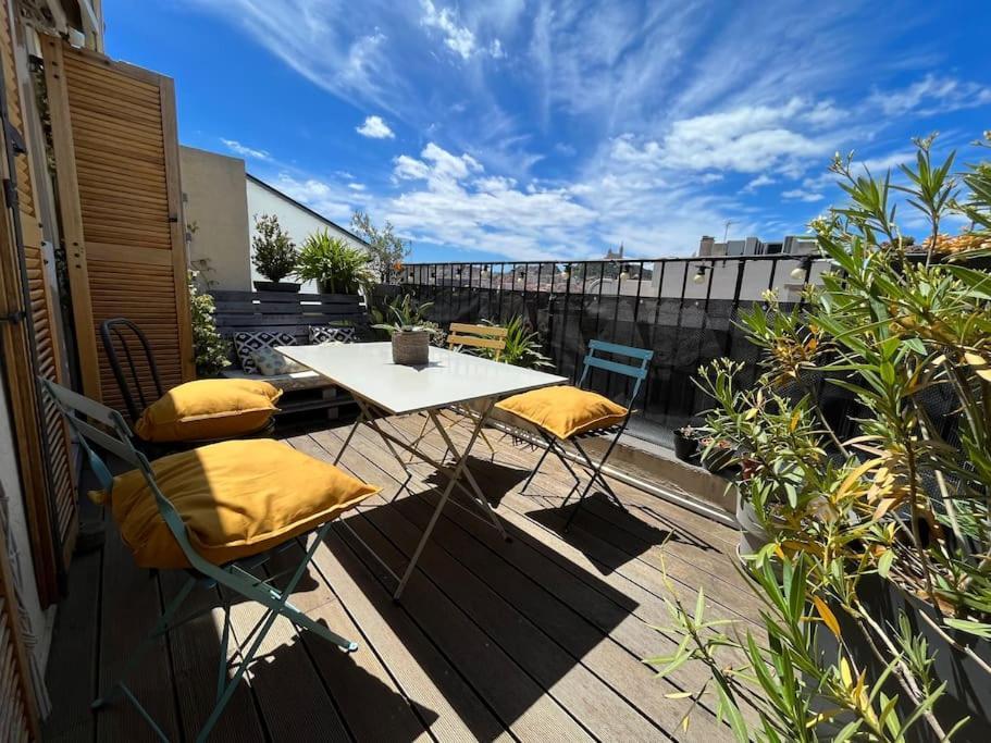 Apartment Bel Avec Terrasse Marseilles