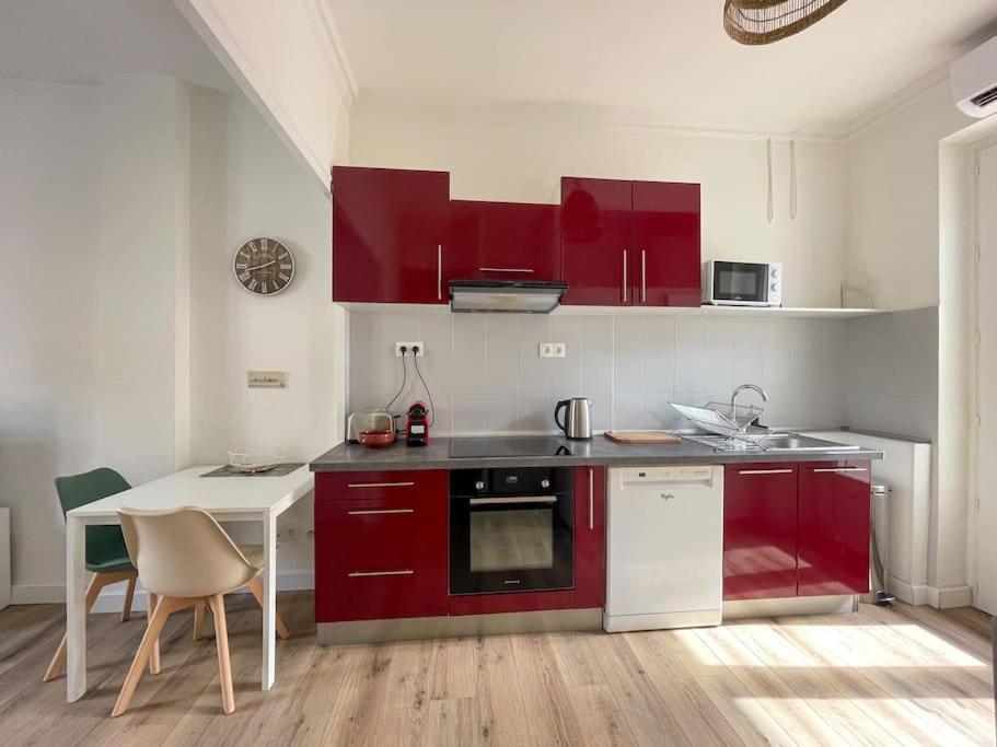 Appartement Le Petit Marseillais Avec Patio Marseille