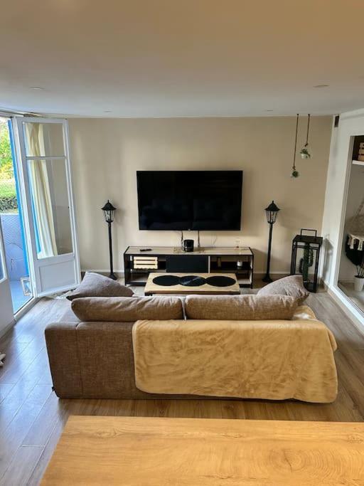 Flat Apartment Marseilles