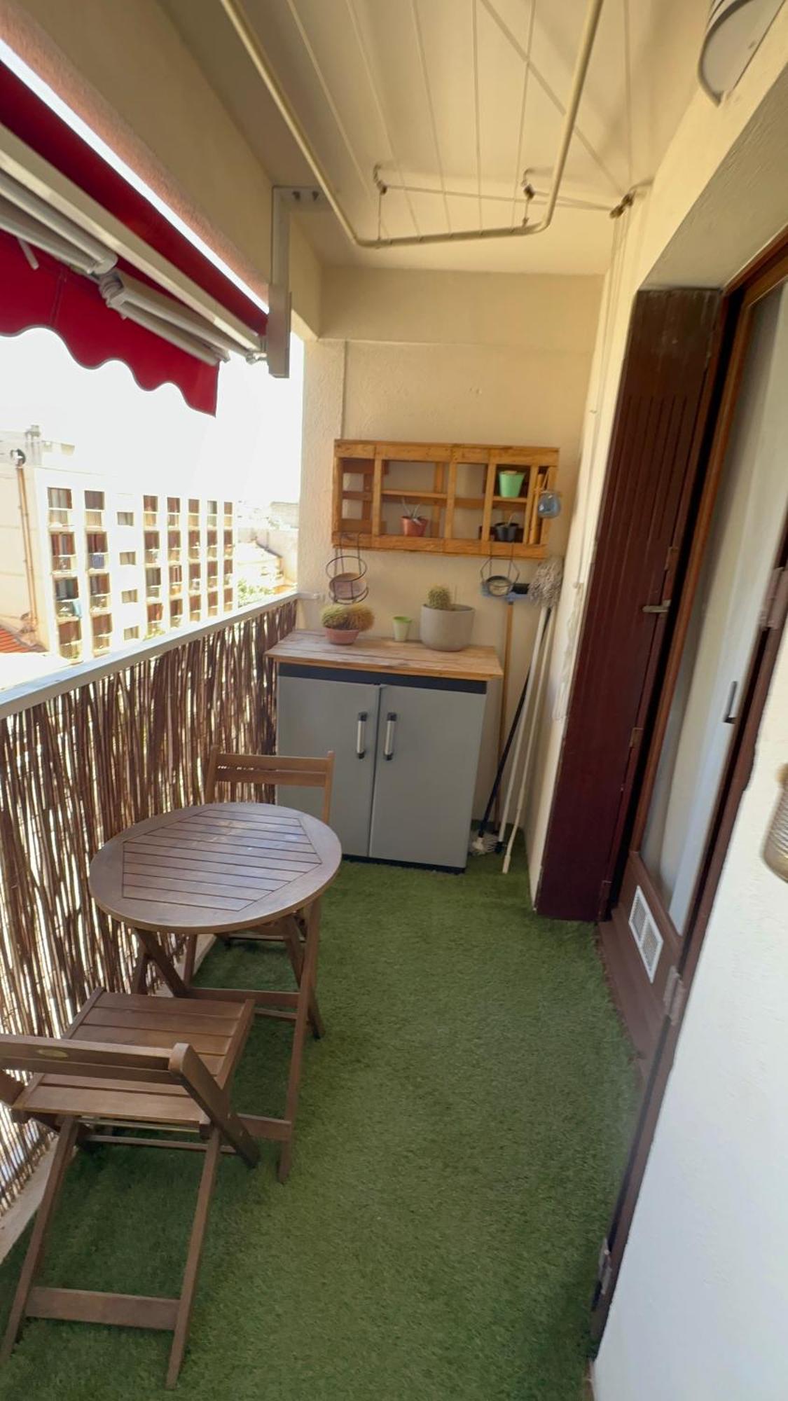 Appartement 5eme Avec Terrasse *