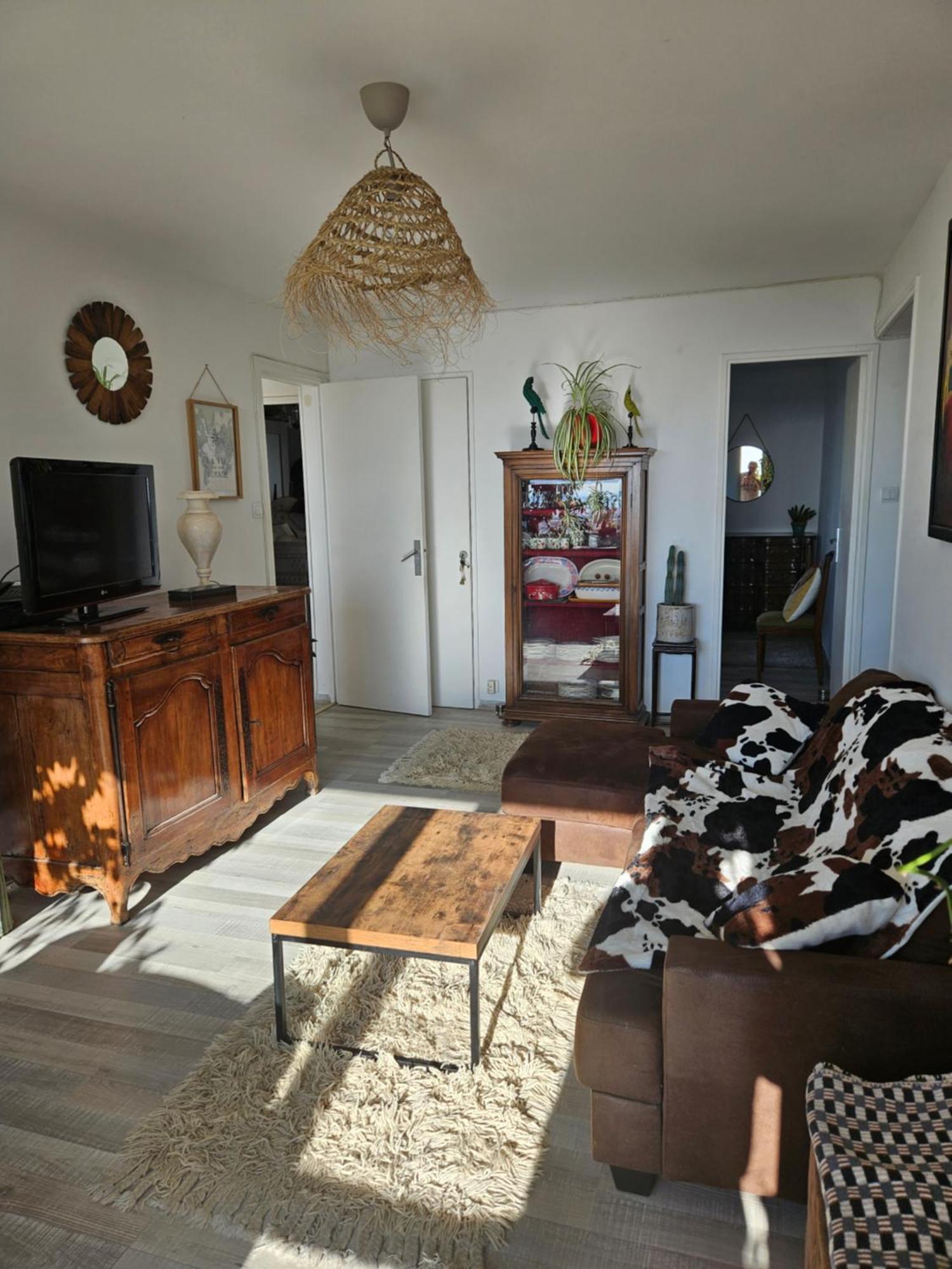 Magnifique T3 Vue Stade Velodrome Calanques Apartment Marseille