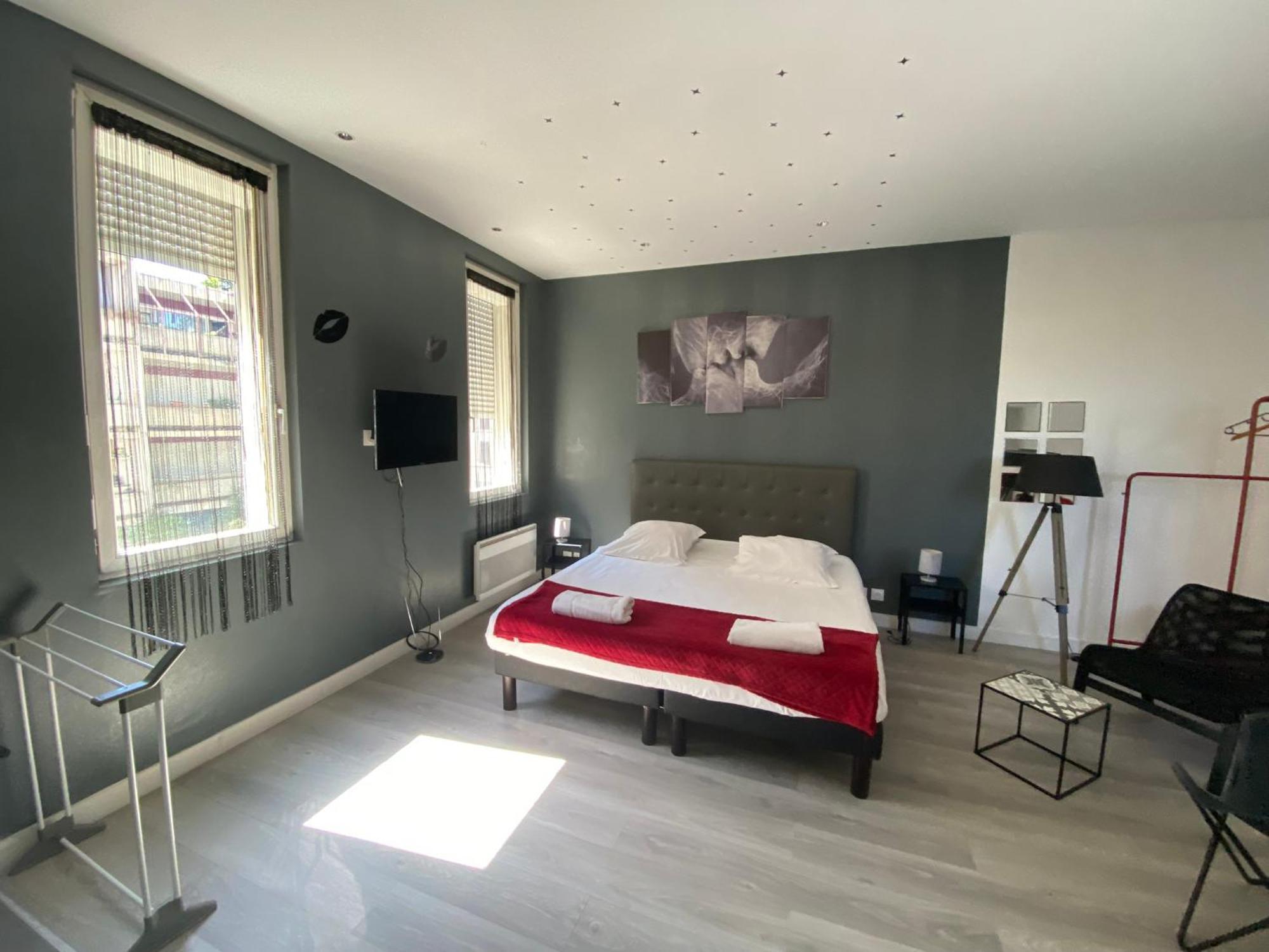 Bienvenus A These - Appartement