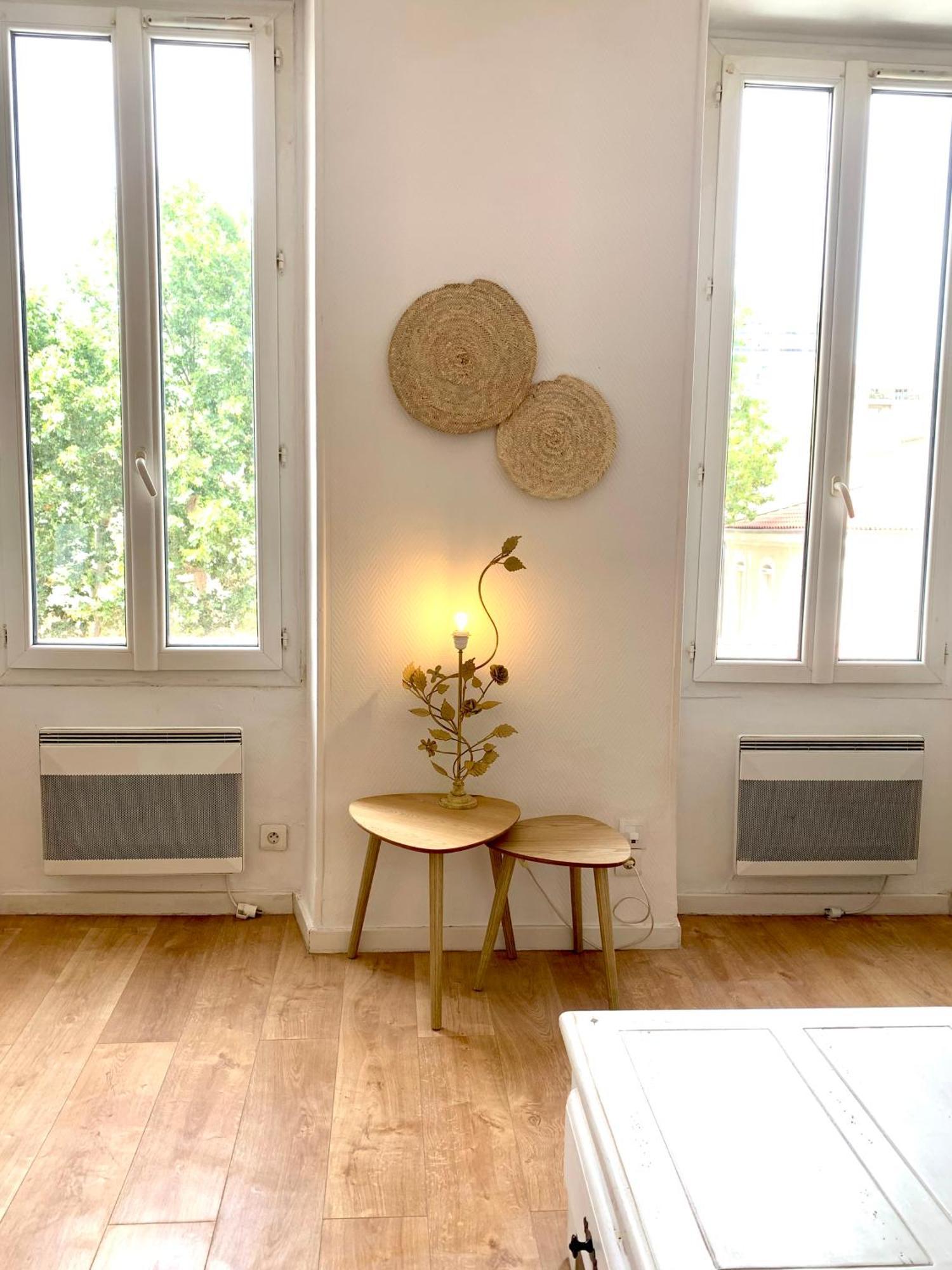 Apartment Petit Nid Proche De La Et Du Port Marseilles
