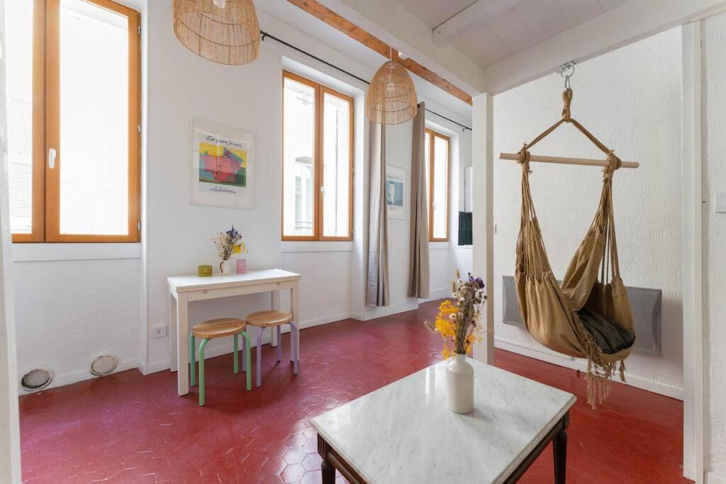 Le Mistral - 2 Min Du Vieux Port Sur Rue Pietonne - Les Freres De La Loc' Appartement *