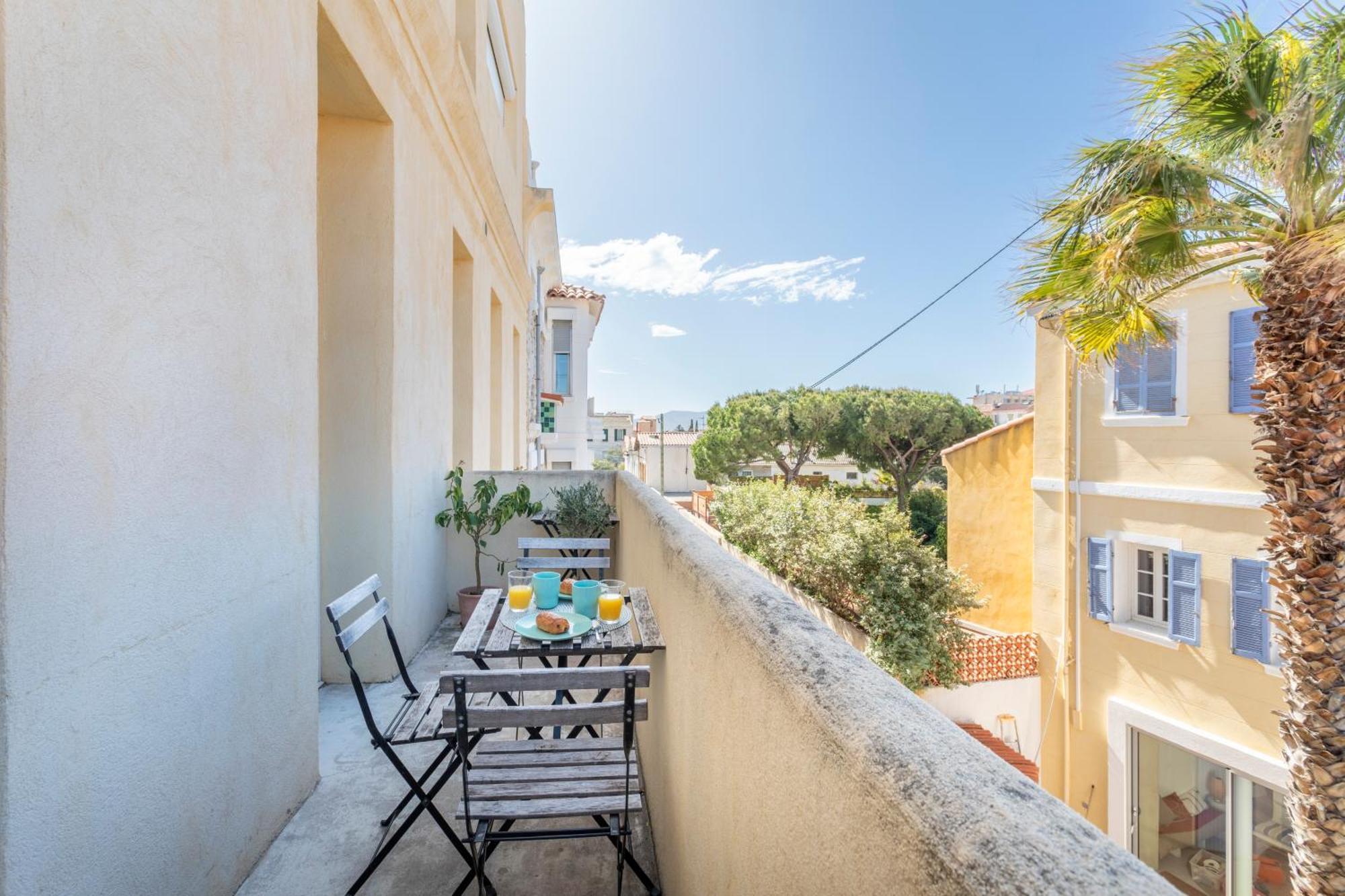 Malmousque, Confortable T2 Les Pieds Dans L'eau Apartment