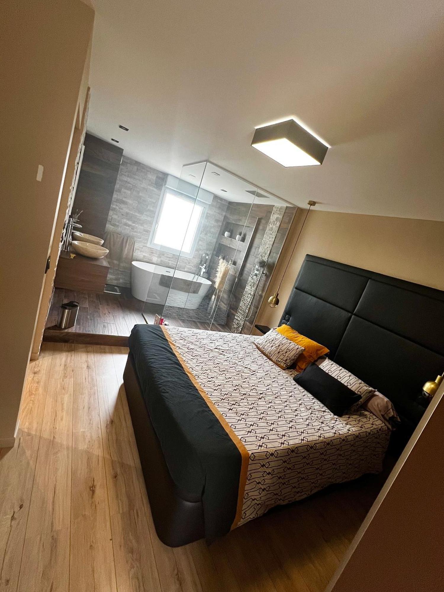 Luxueux Design Architecte Equipes 85m2 Sur 2 Niveaux 2 Terrasses De 16m2 Apartment Marseilles