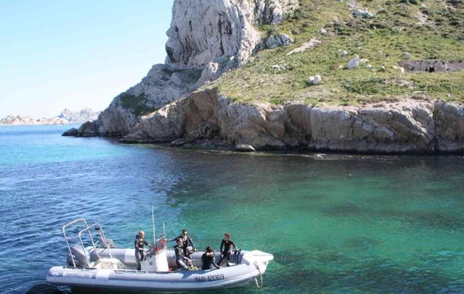 Calme En Bord De Mer Apartment