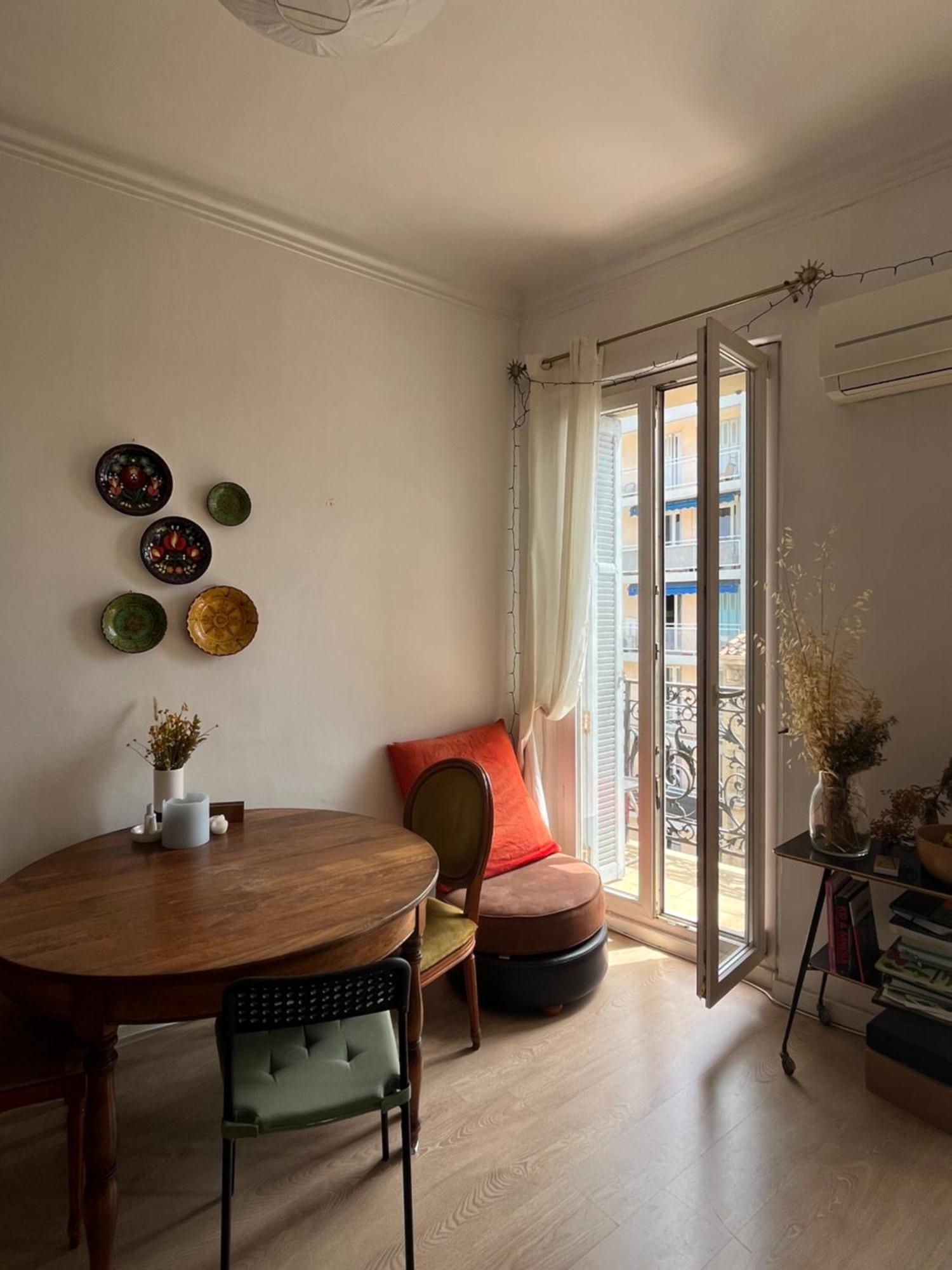 Charming And Cozy Marseille