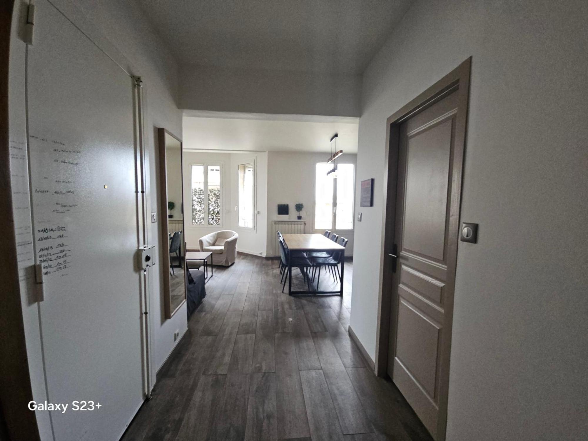 3 Avec Terrasse 18m - 8 Pers - 1 Place De Parking Appartement