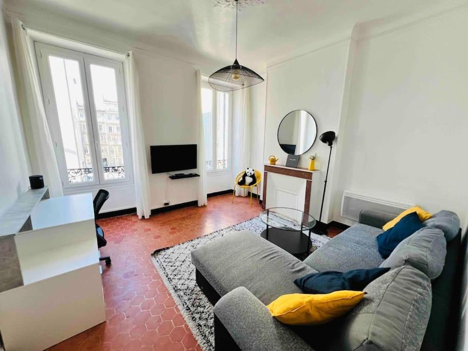 Appartement Joliette, T2 , Hopital Europeen 13002 Marseille