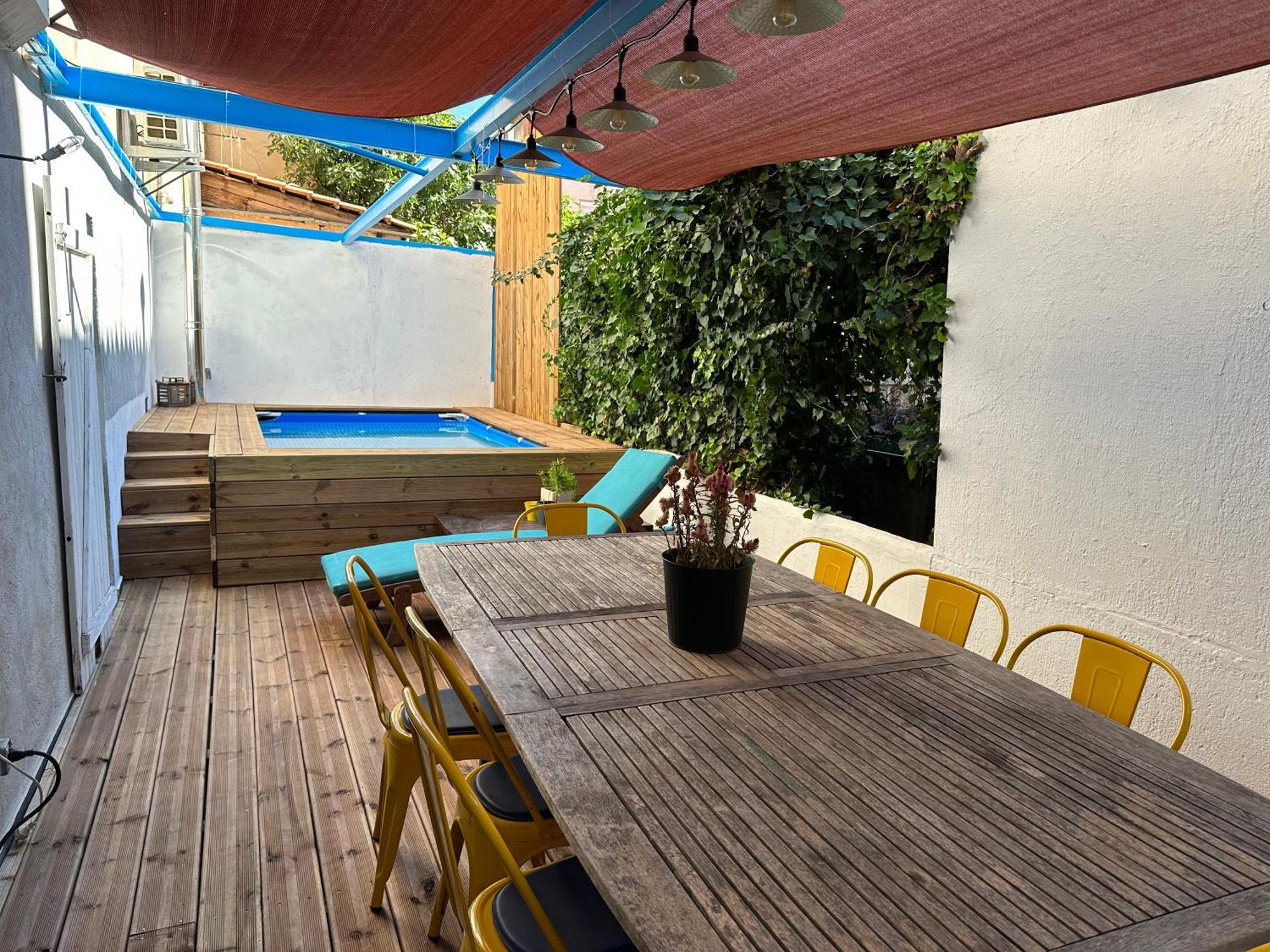 Hébergement de vacances Loft Des Chartreux - 150m2 4 Hammam Piscine Centre-ville