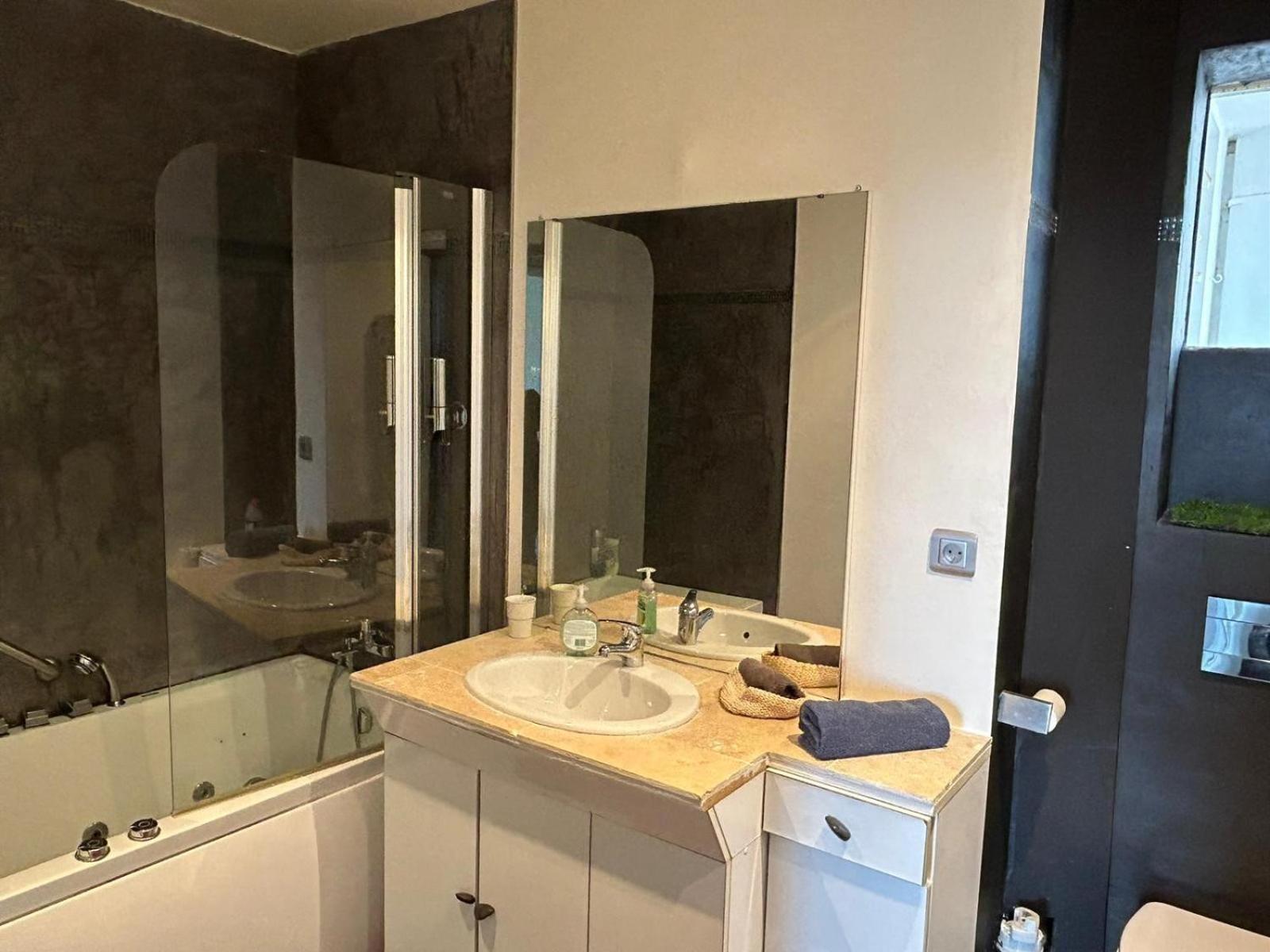 Le Pharo Appart Vue Mer Pres Plage Fort St Nicolas Vieux Port Mucem Apartment Marseille