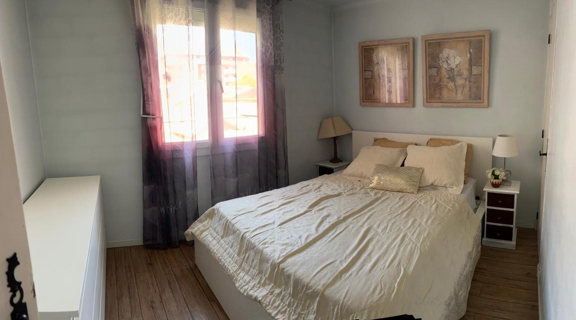 Joli Quartier Tranquille 13008 A 2 Minutes Du Metro Perier Apartment *