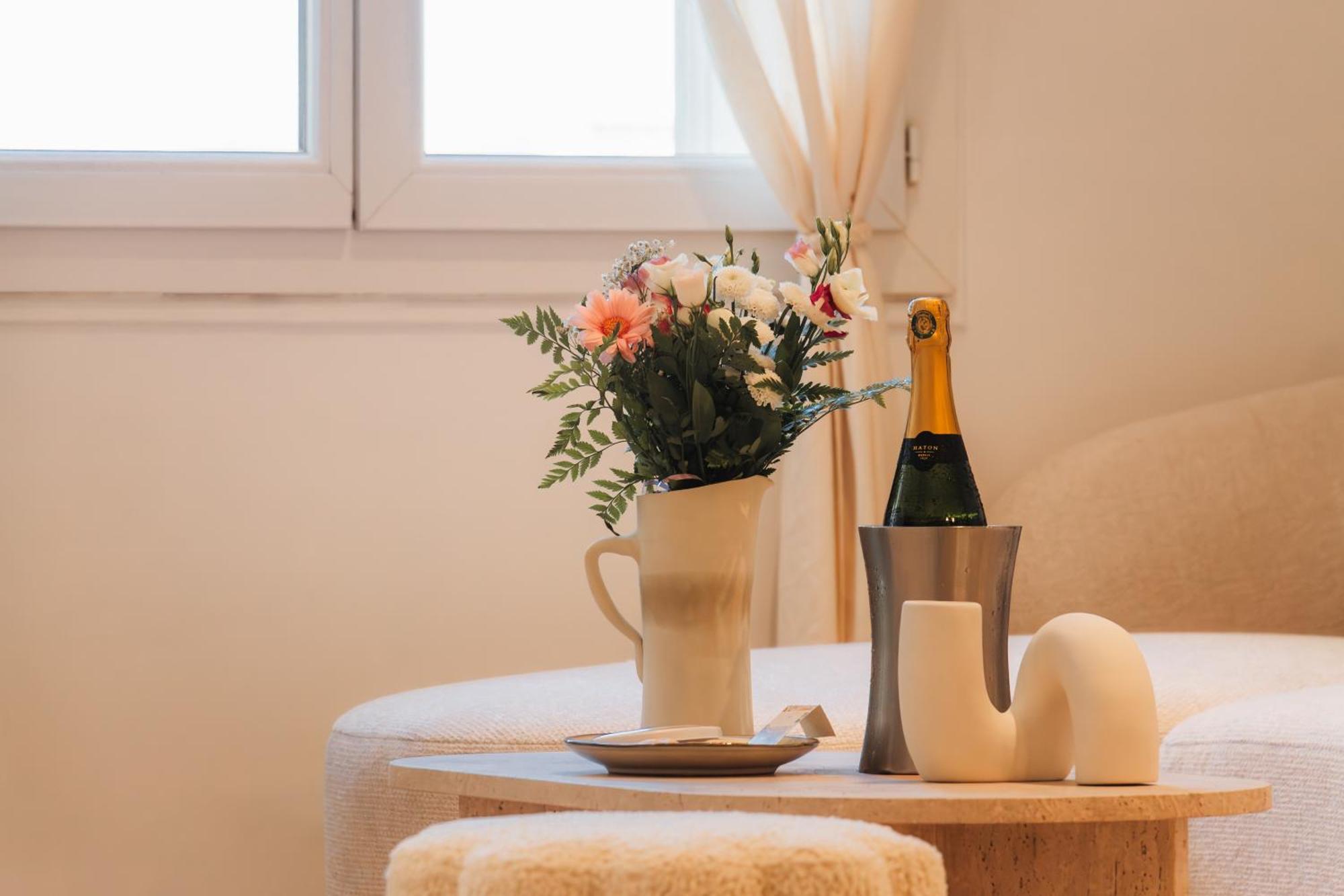 Prestigieux T4 A Rue Sainte By Maison Galante Appartement