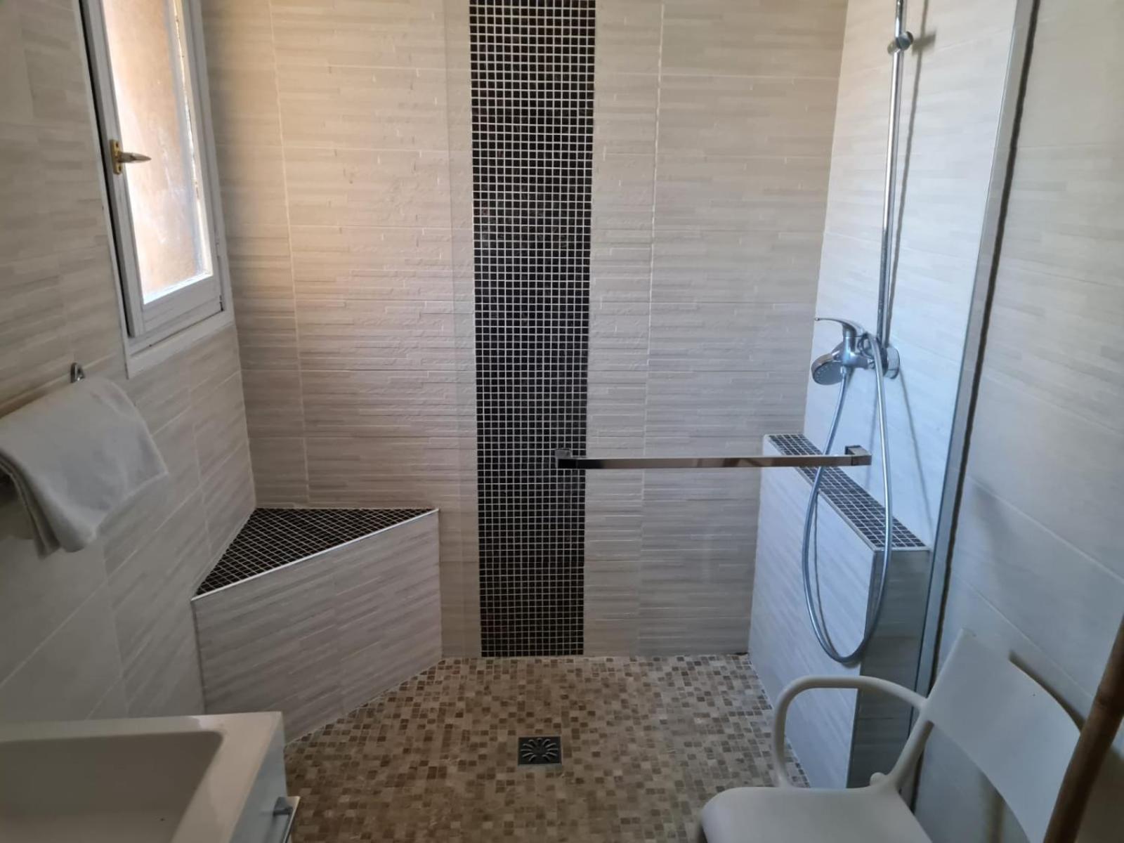 Hébergement de vacances La Maison Provencale Avec Piscine Marseille