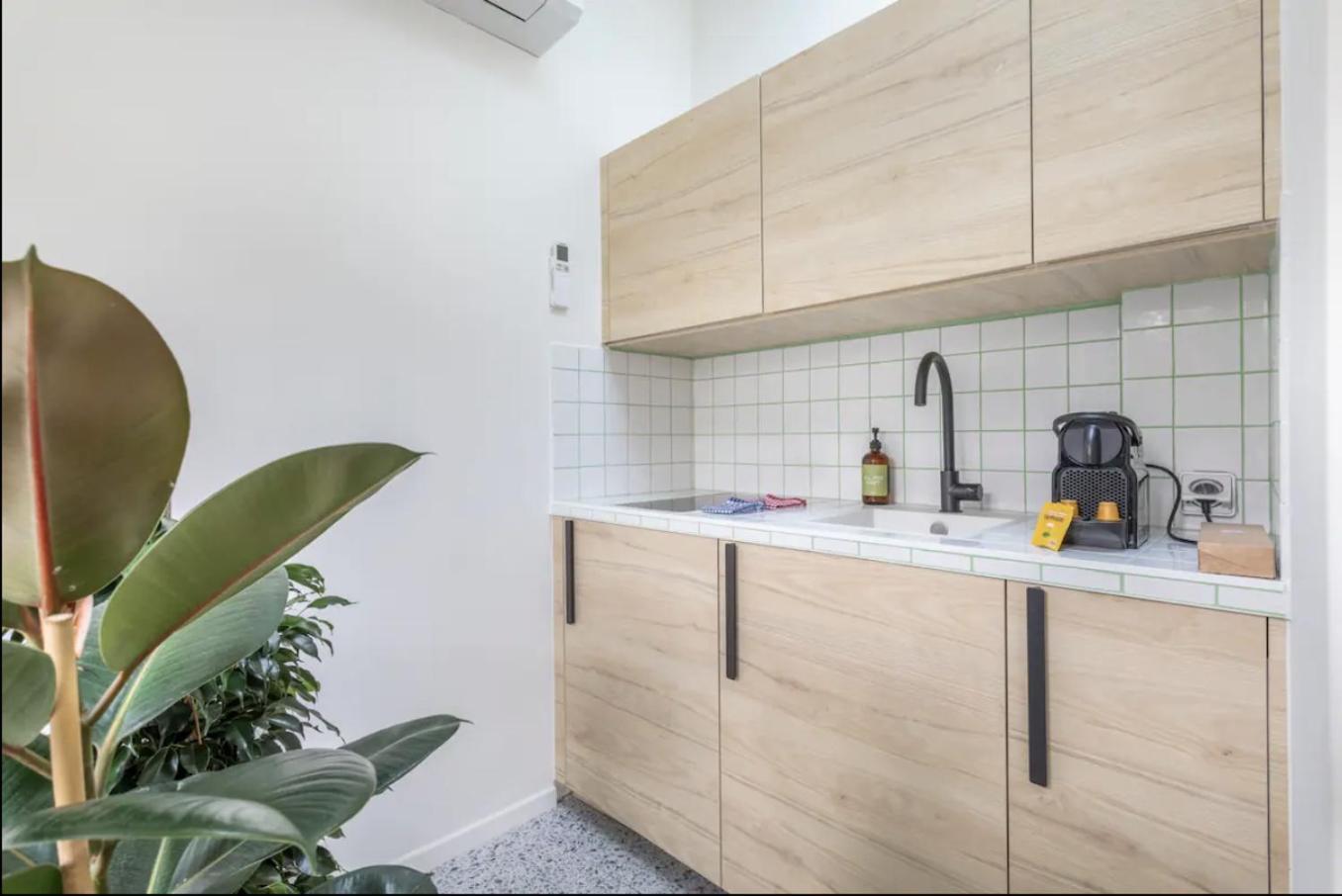 3capu4em Cosy T2 Avec Terrasse Refait A Neuf - Noaille Apartment *