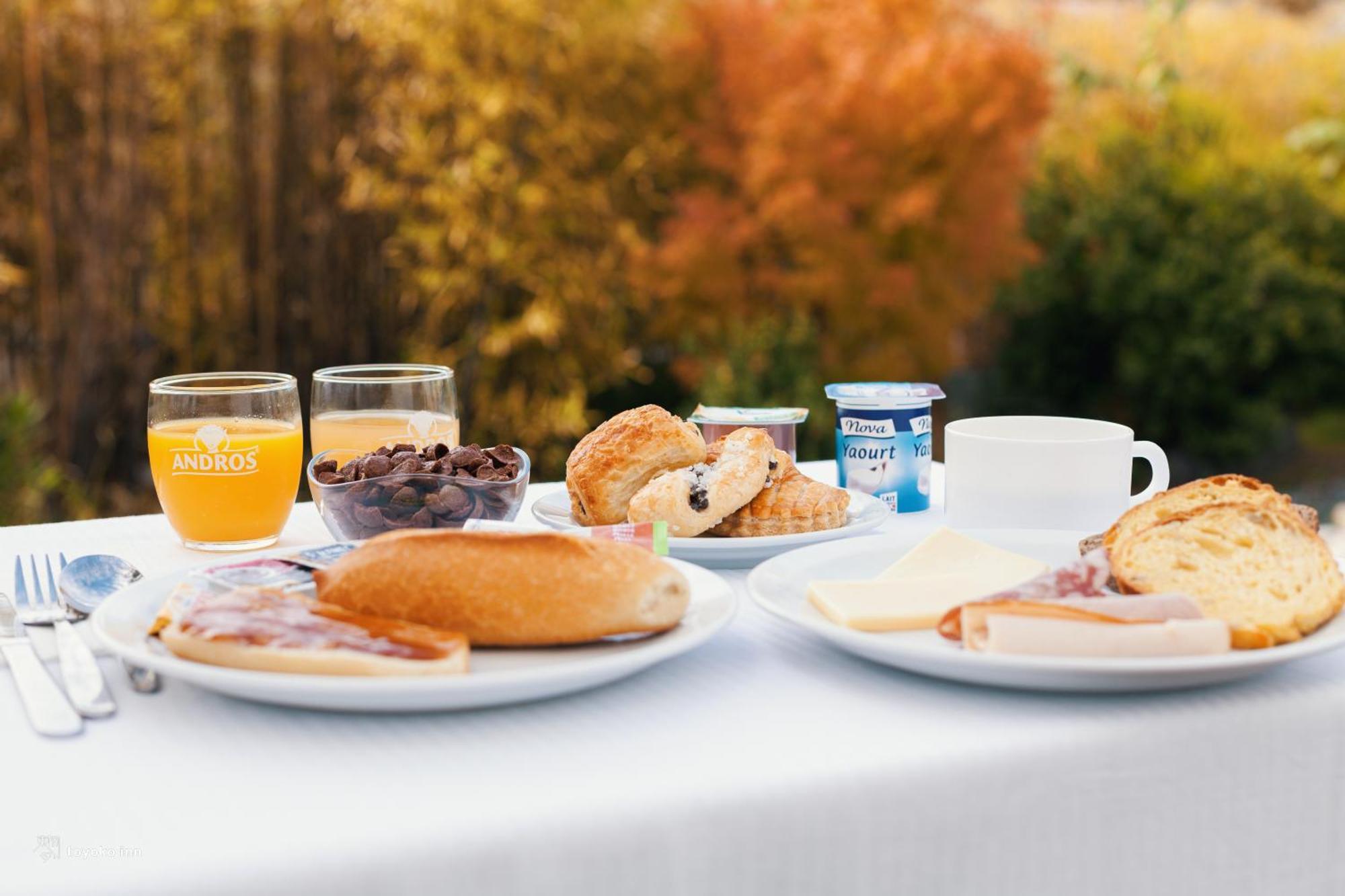 Hotel Toyoko Saint Charles 3*