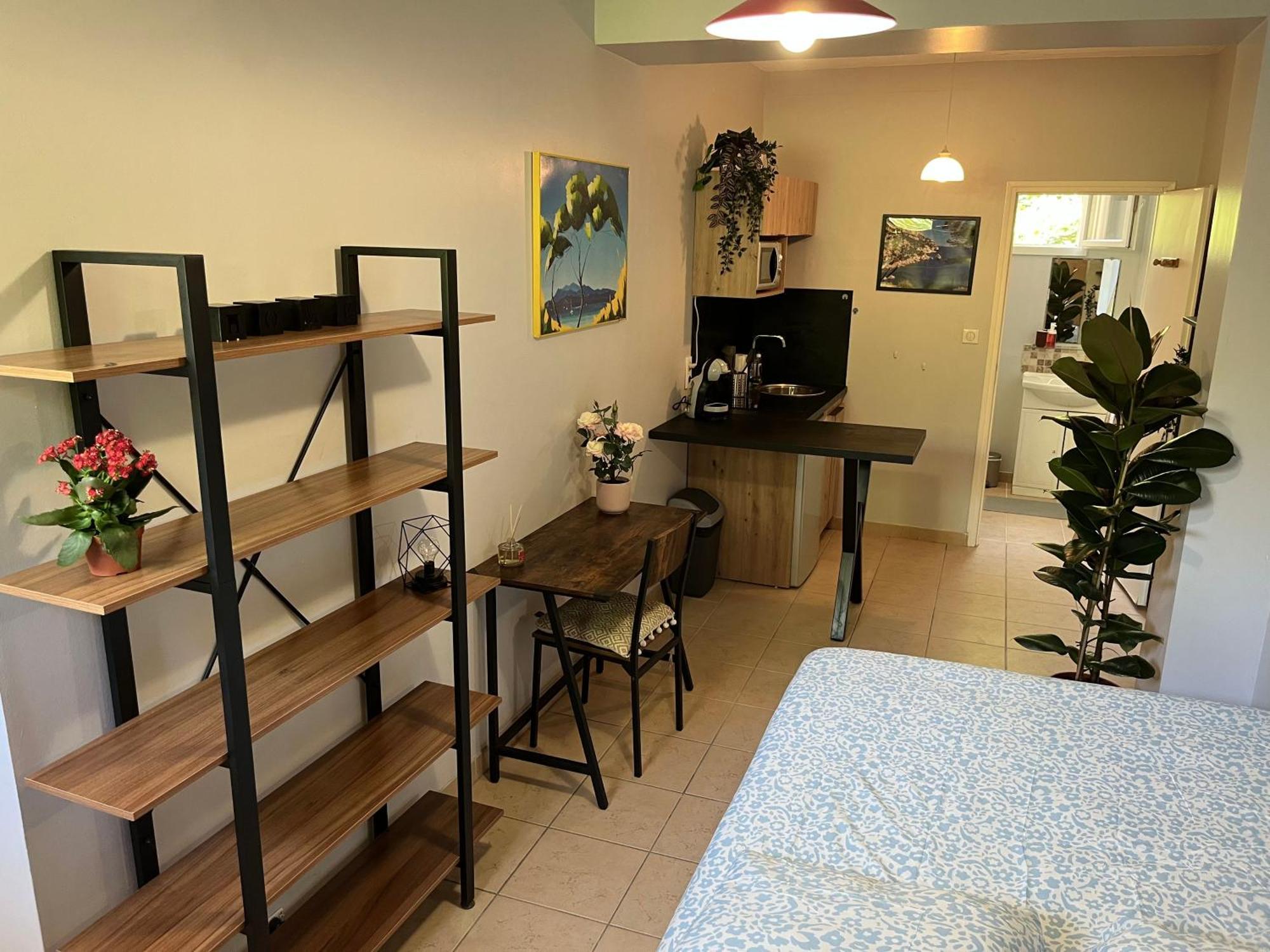 Apartment Uuuunnn *