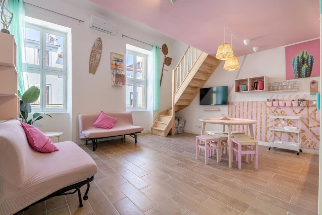 Immeuble Entier Pour Groupe Apartment