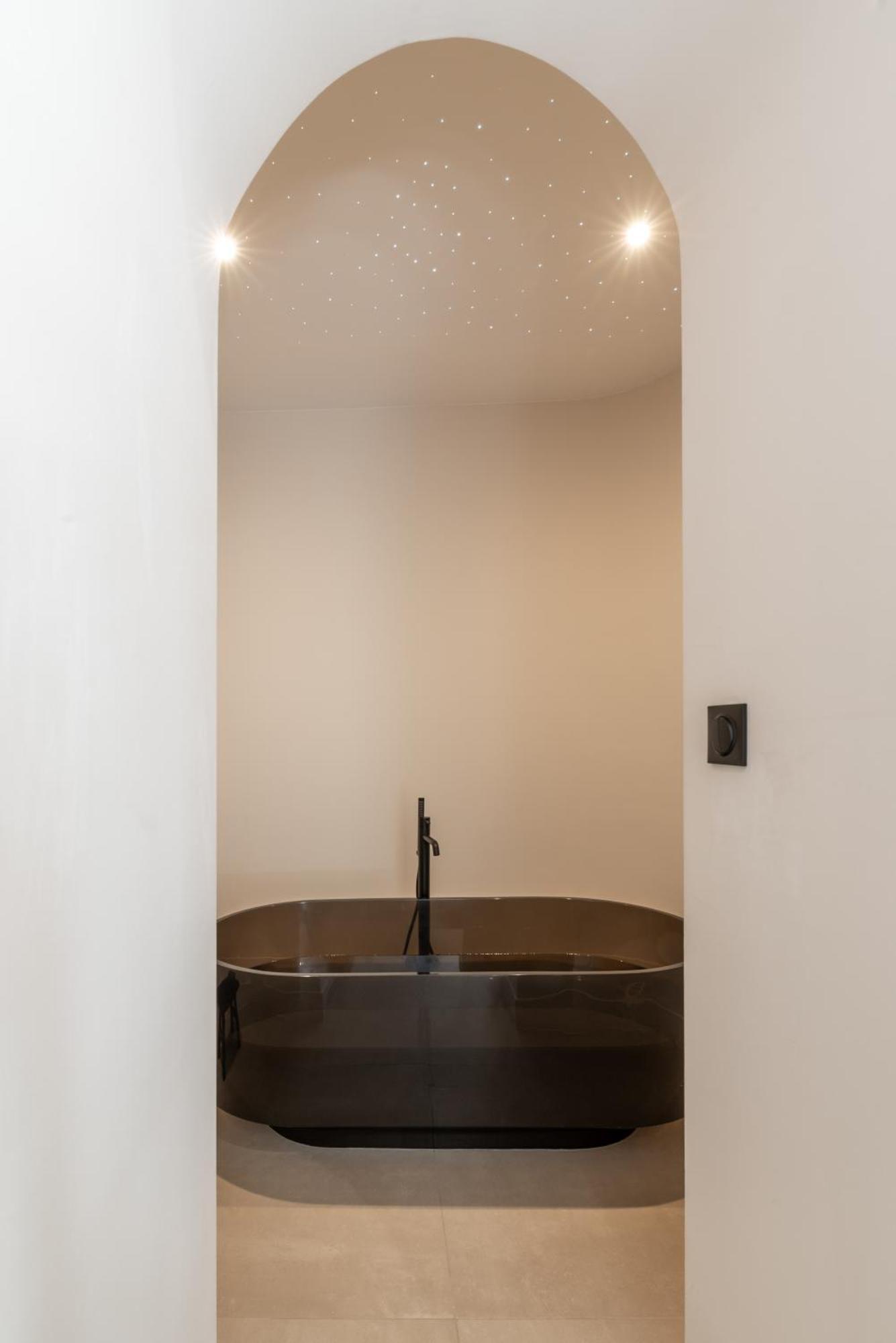 Mouchki Hotel Marseilles