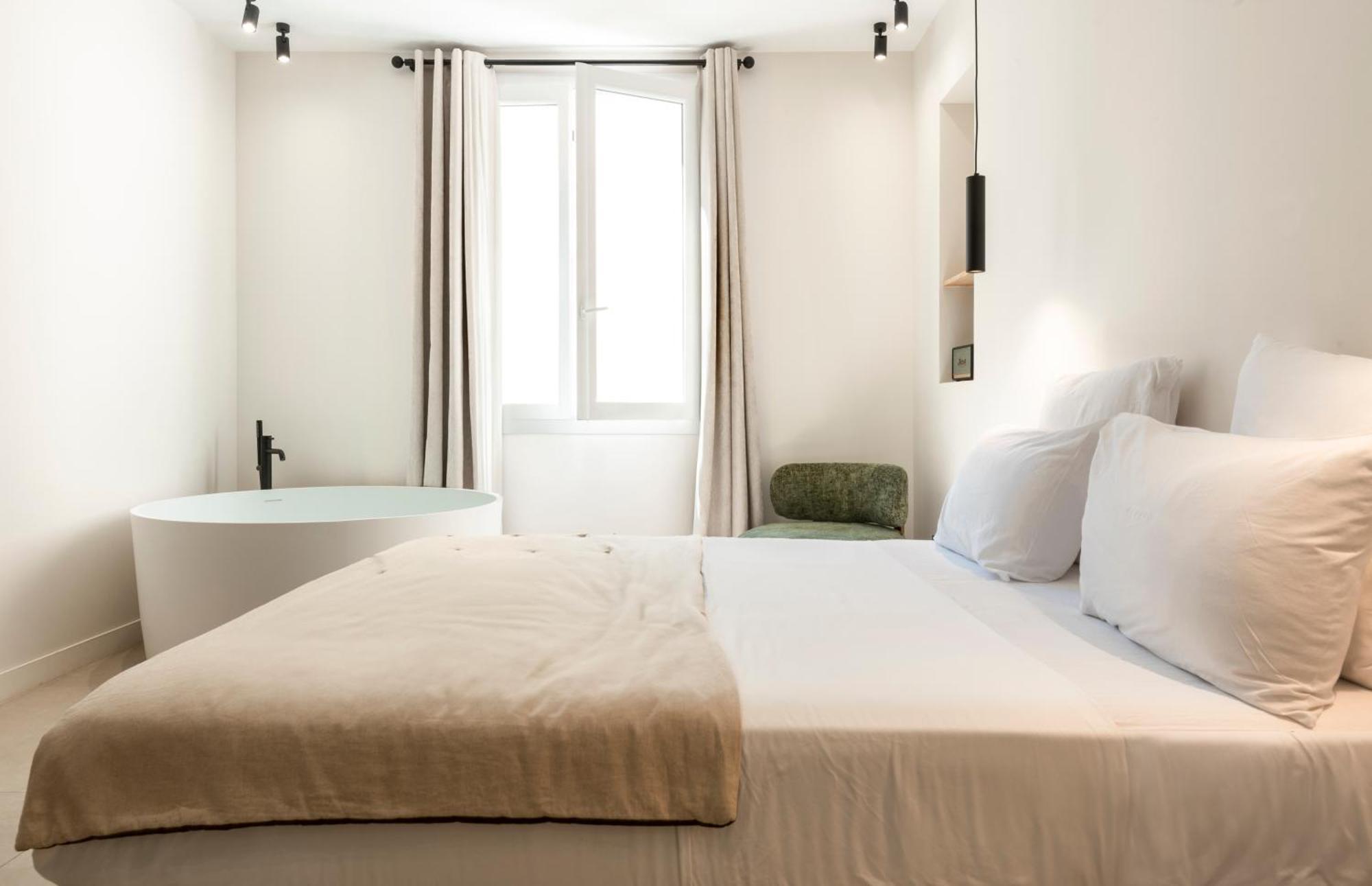 Mouchki Hotel Marseilles